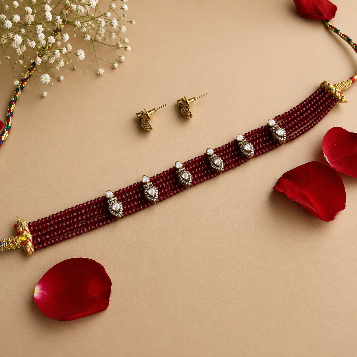 Nayaab zoya choker