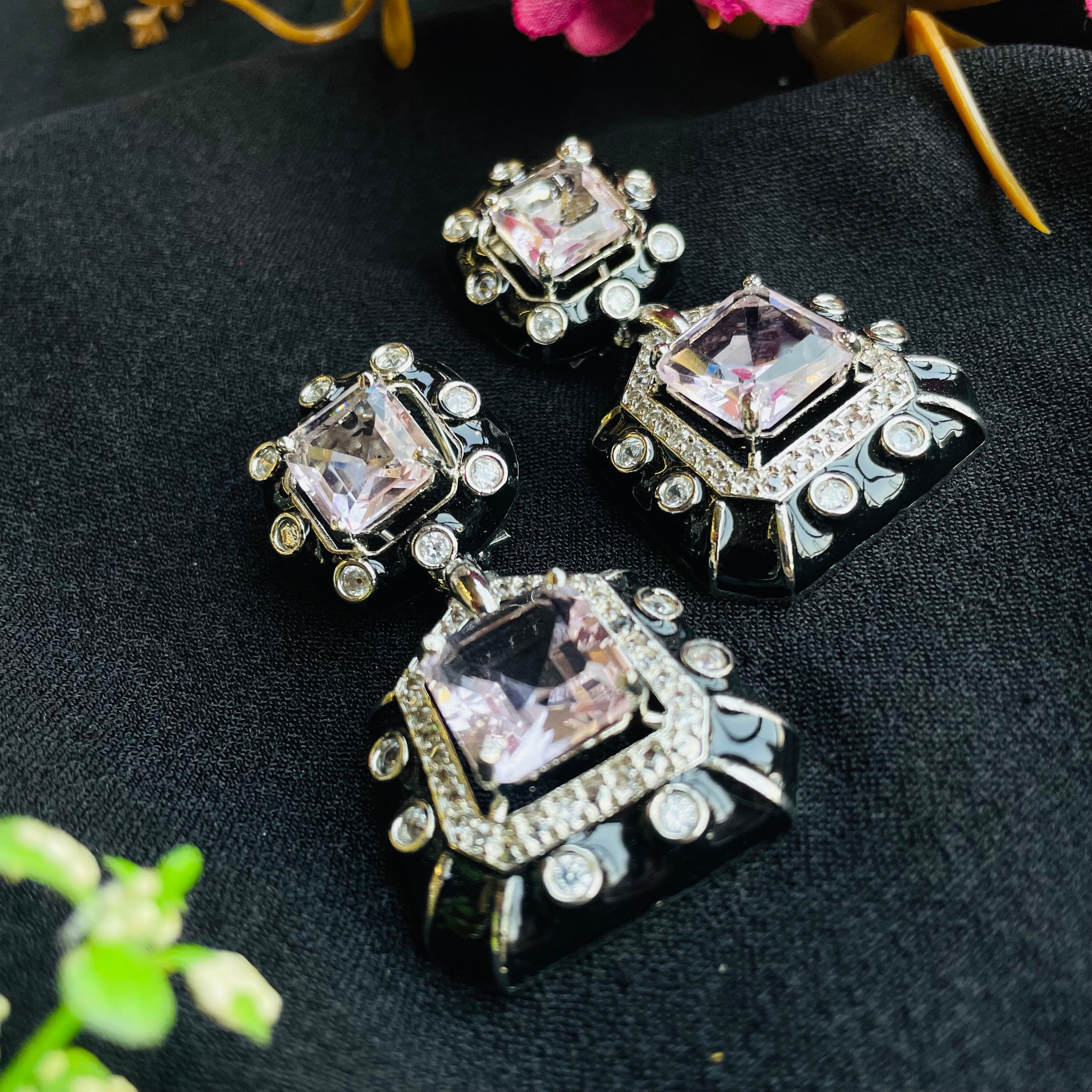 Ad Lennon Earrings