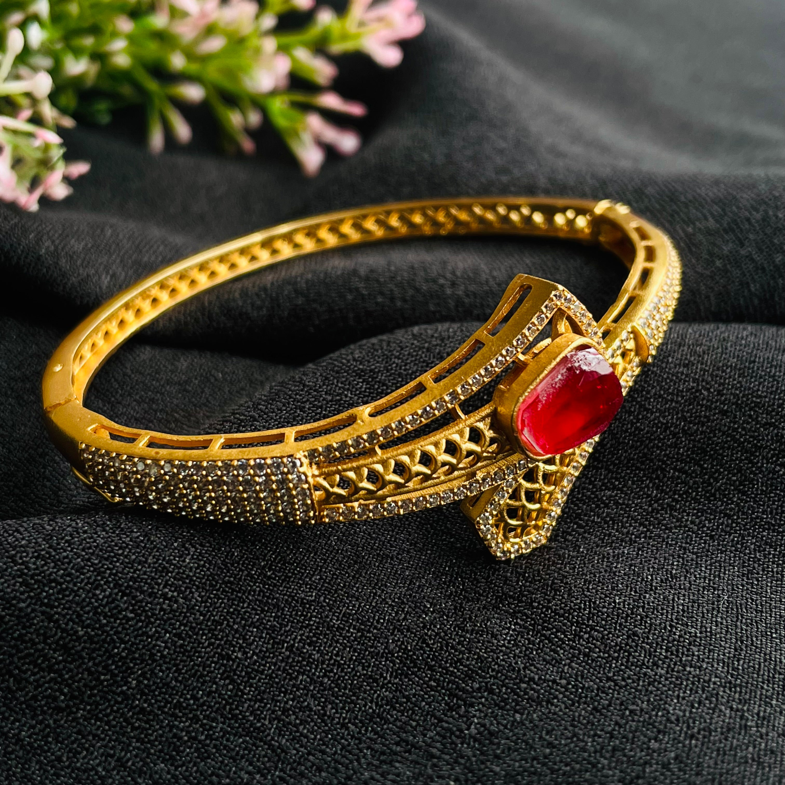 Nayaab Saanvi Bracelet