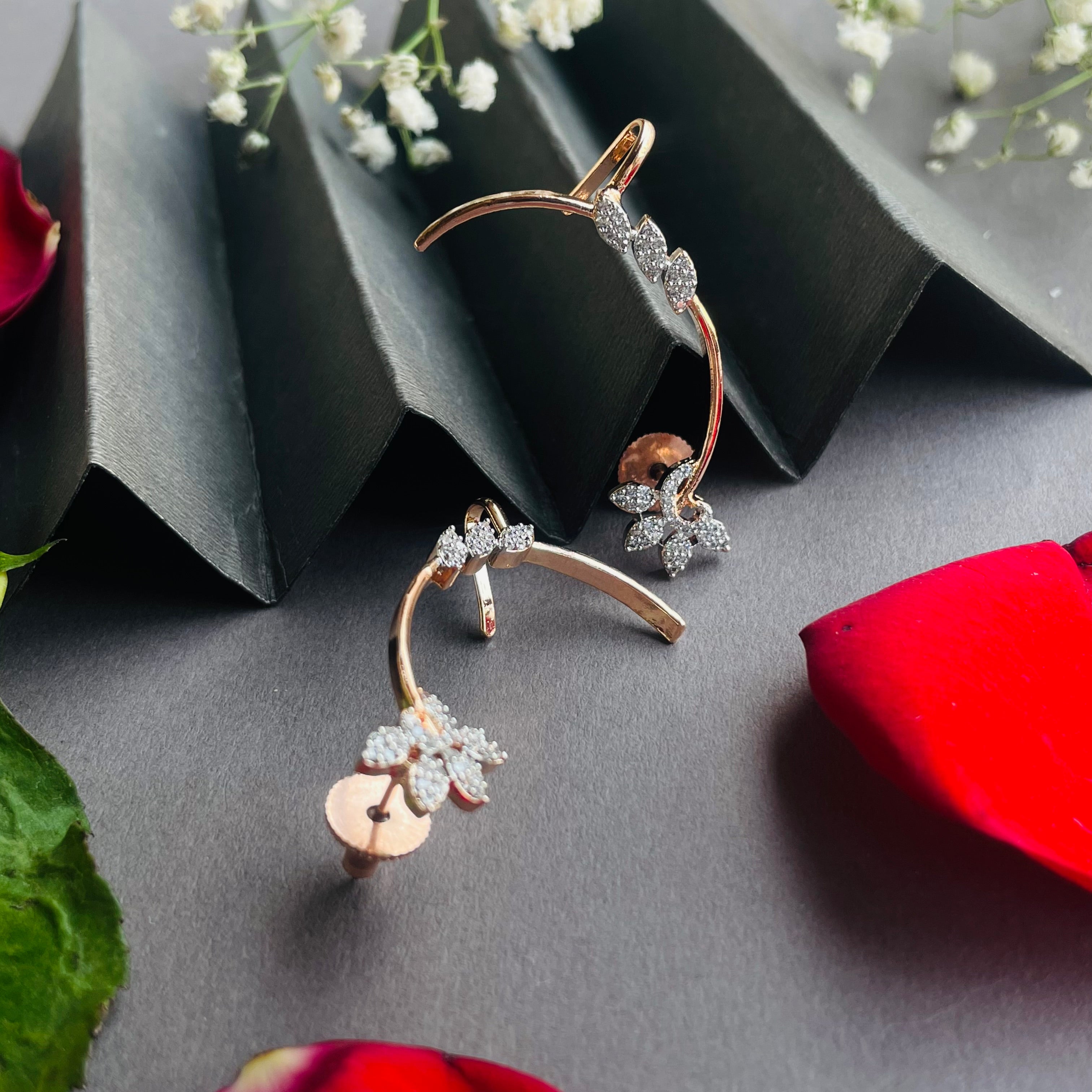 Ad Rose Earcuff