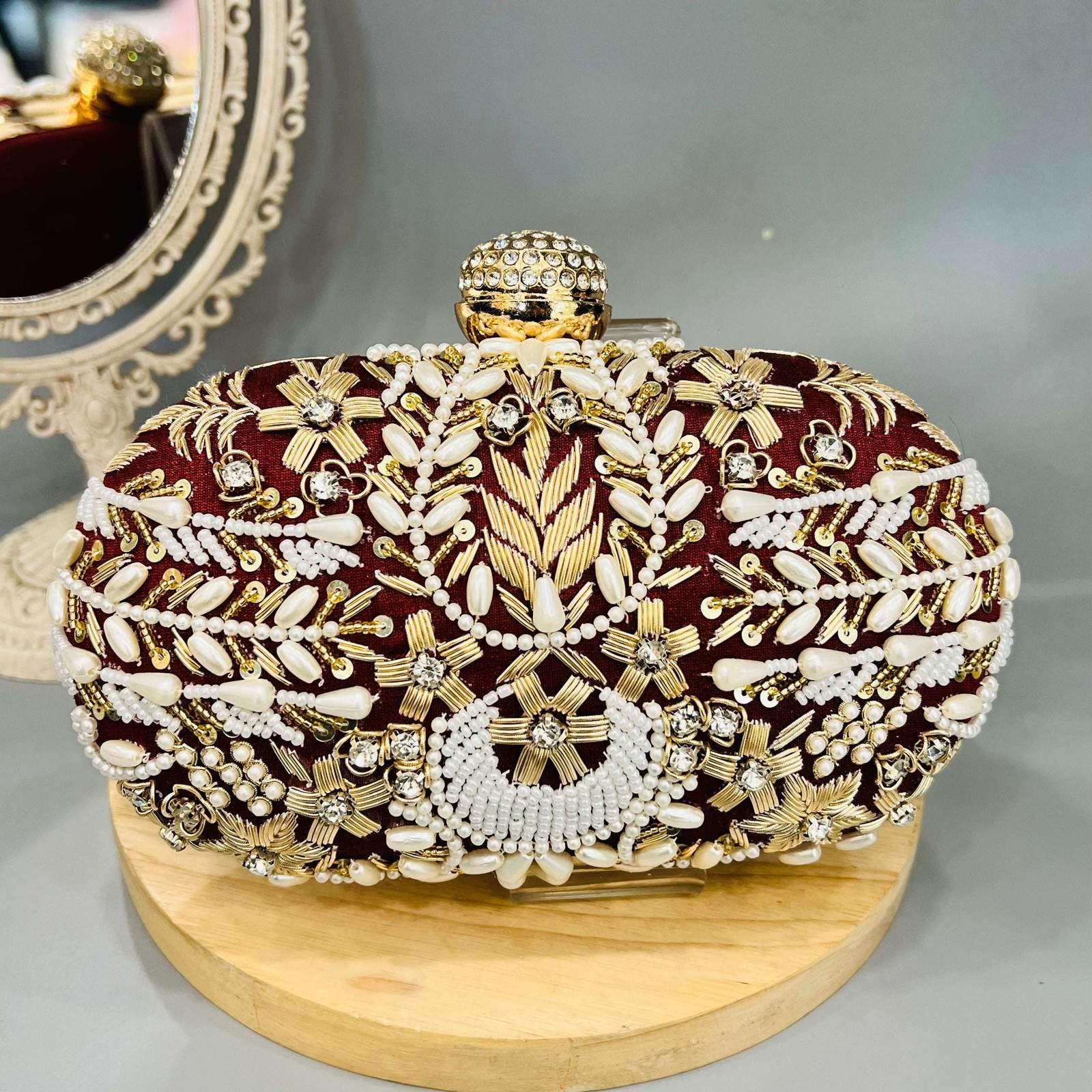 Vs Velvet Embroidery Clutch Mehroon