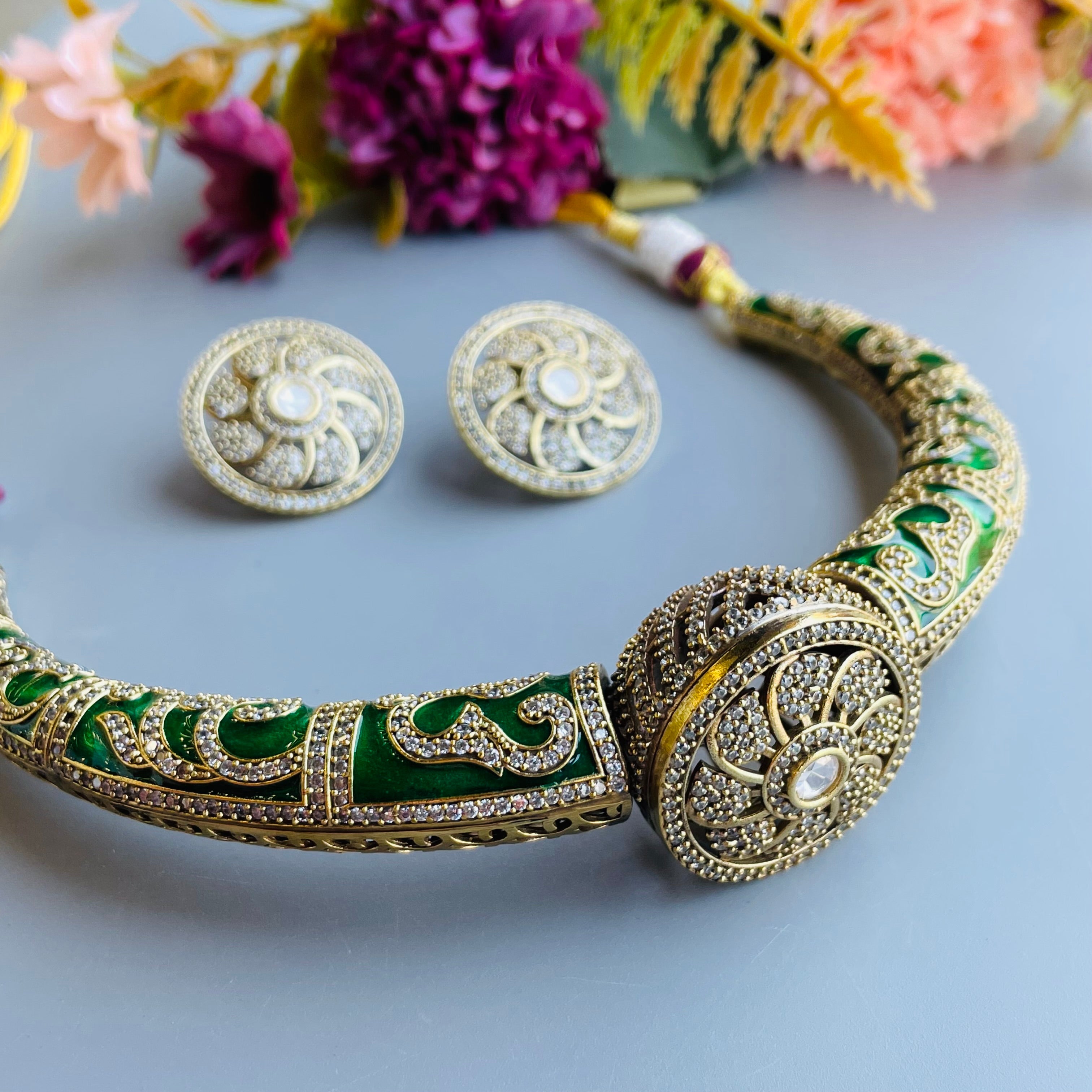 Nayaab Alisha Hasli Neckpiece