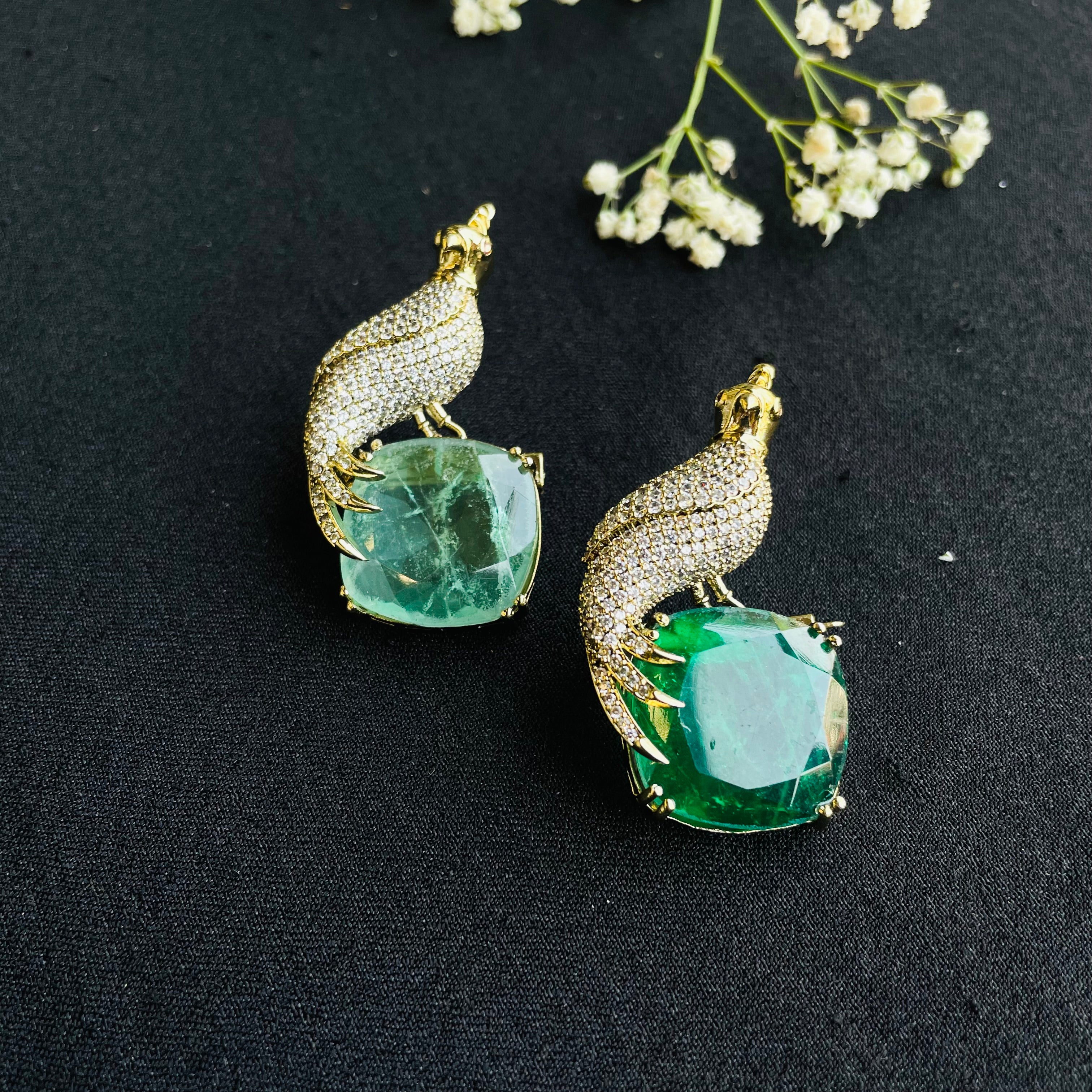 Nayaab Royce brooch