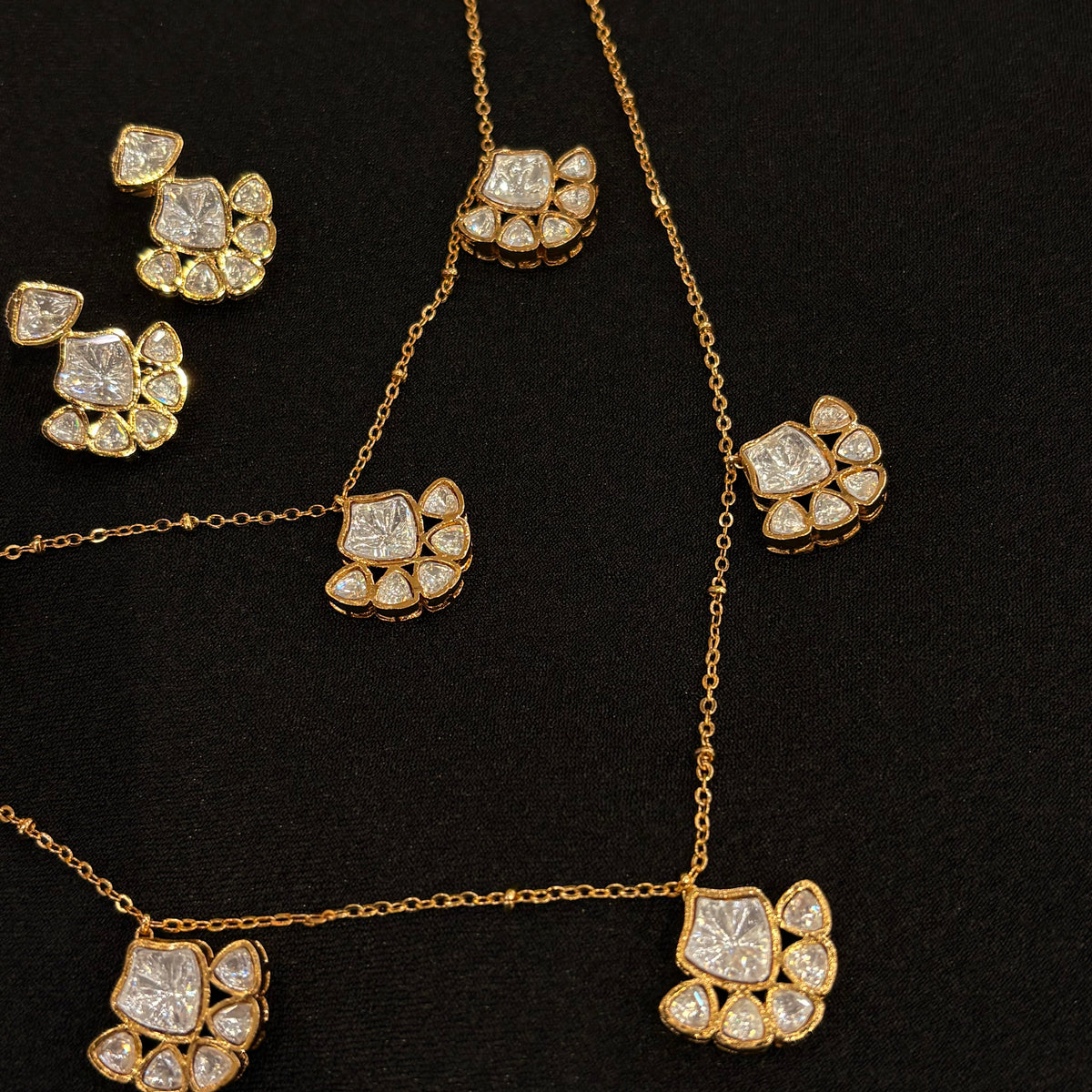 Alya Neckpiece