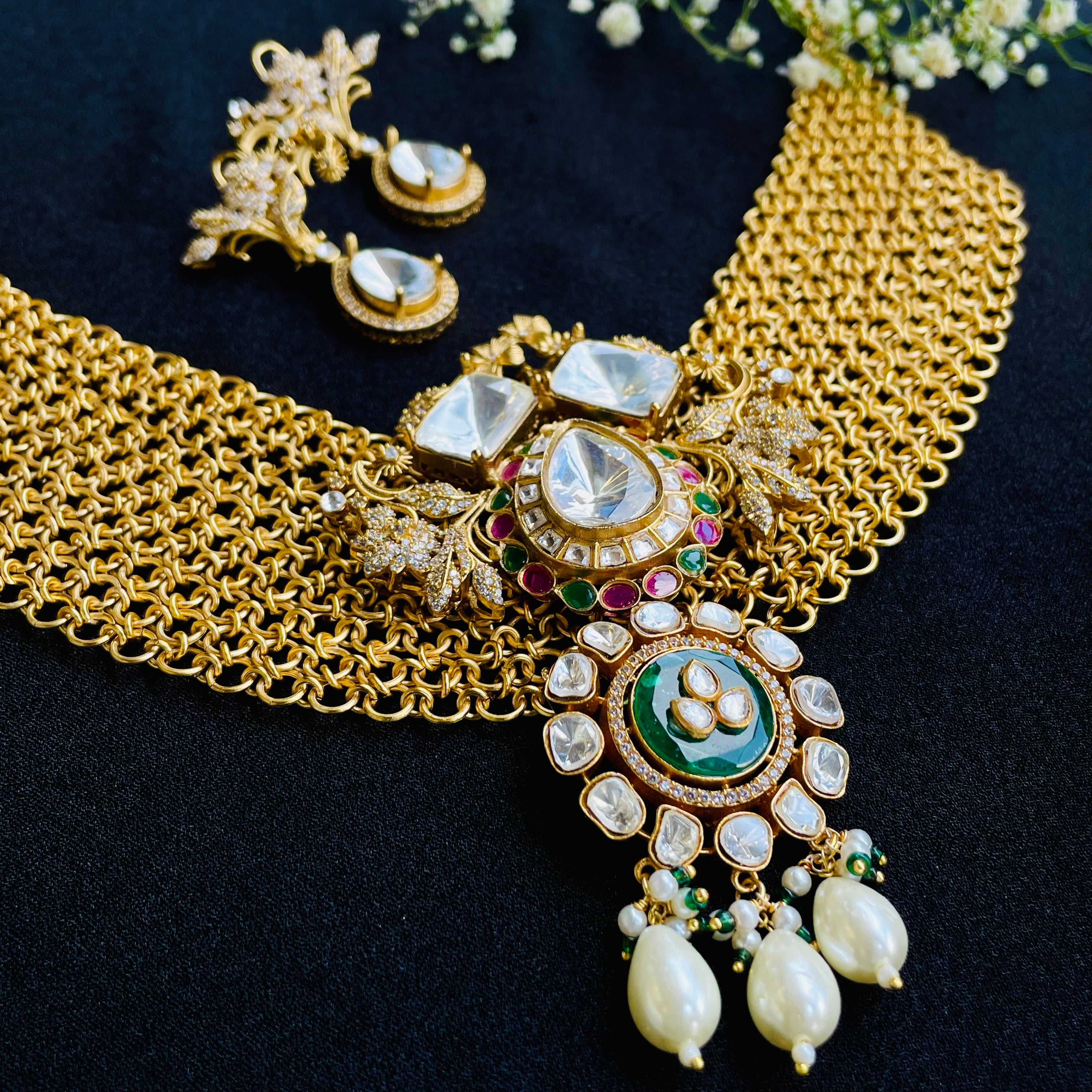 Nayaab Shamiksha Polki Neckpiece