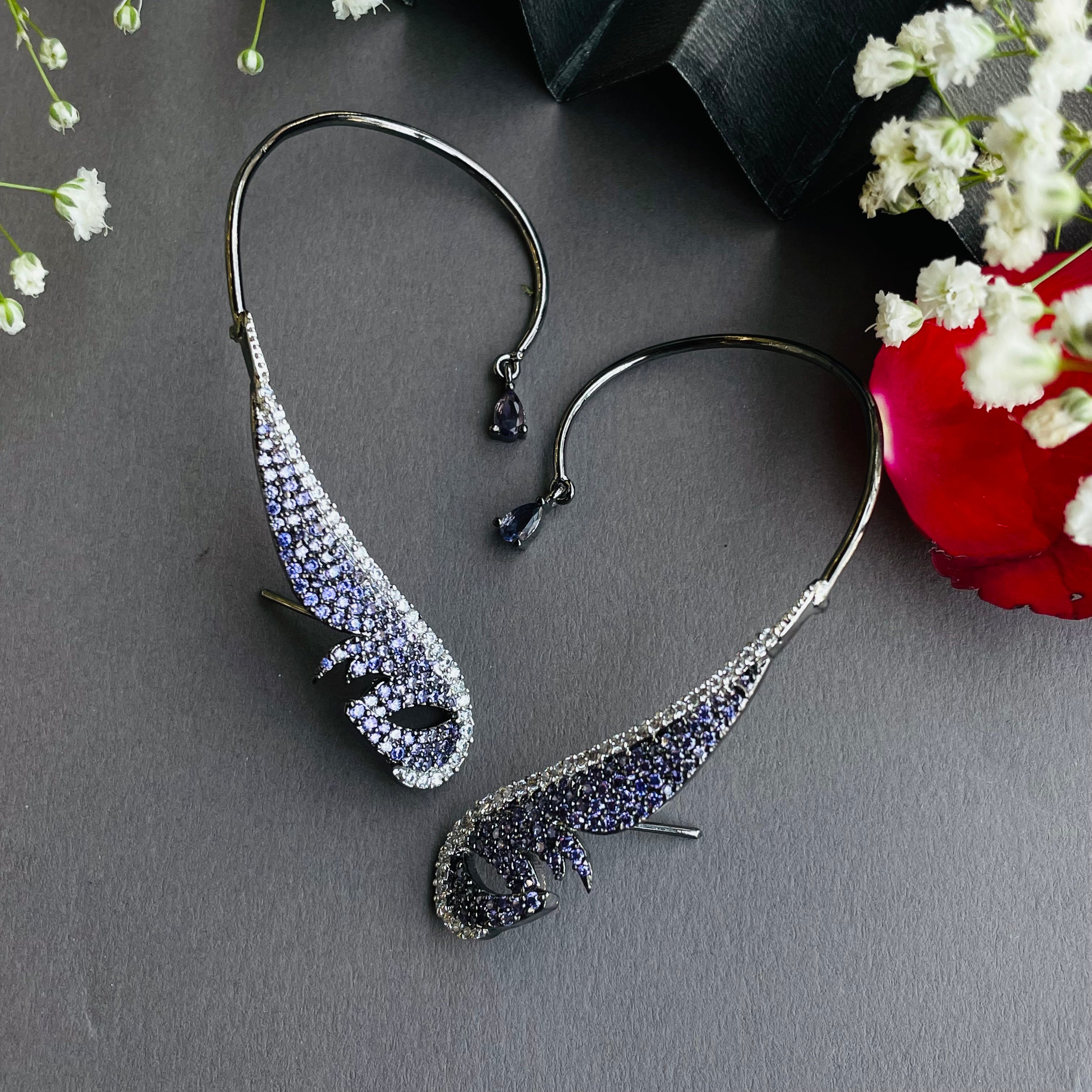 Ad Kritika earcuff