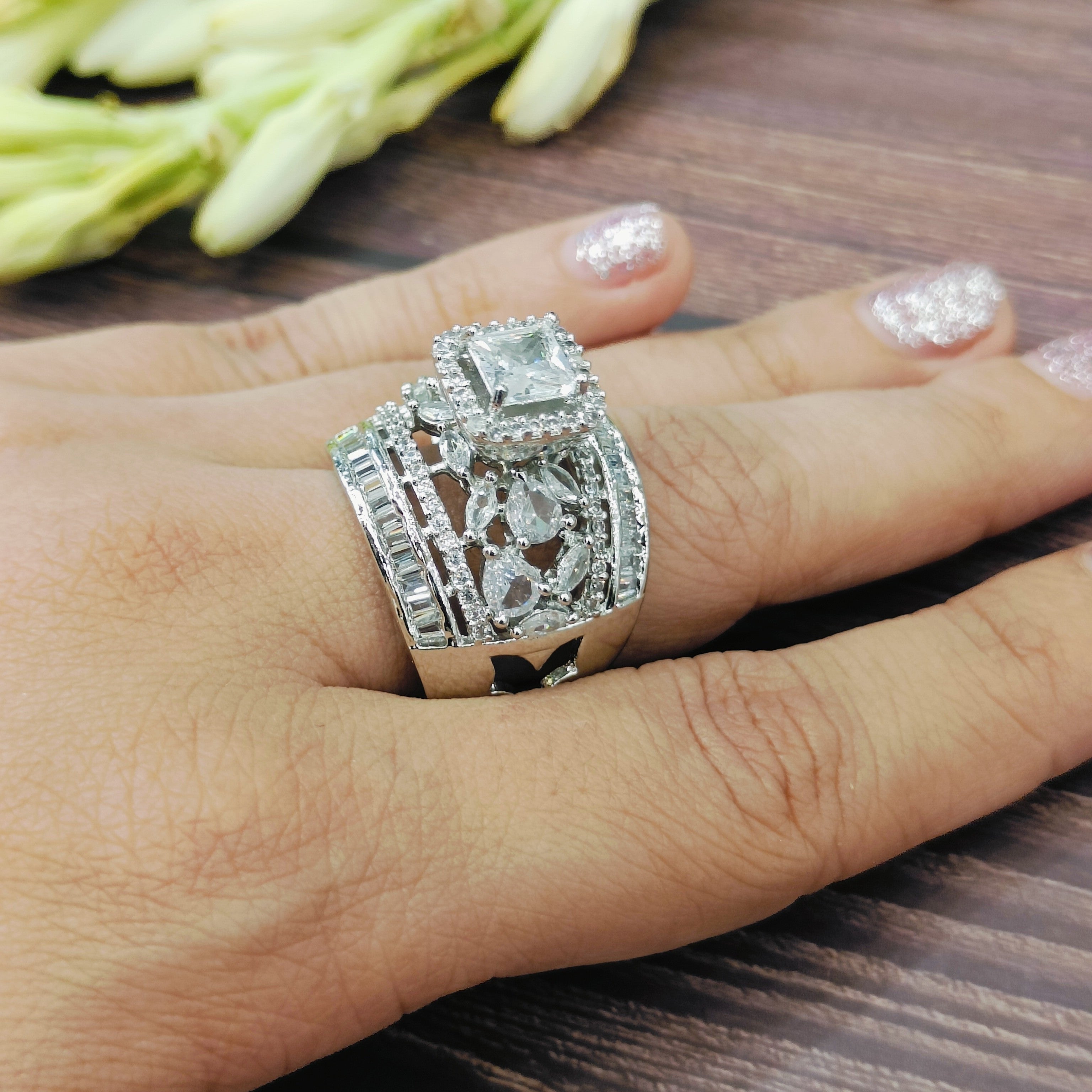 Ad Elsa ring with ad studs free