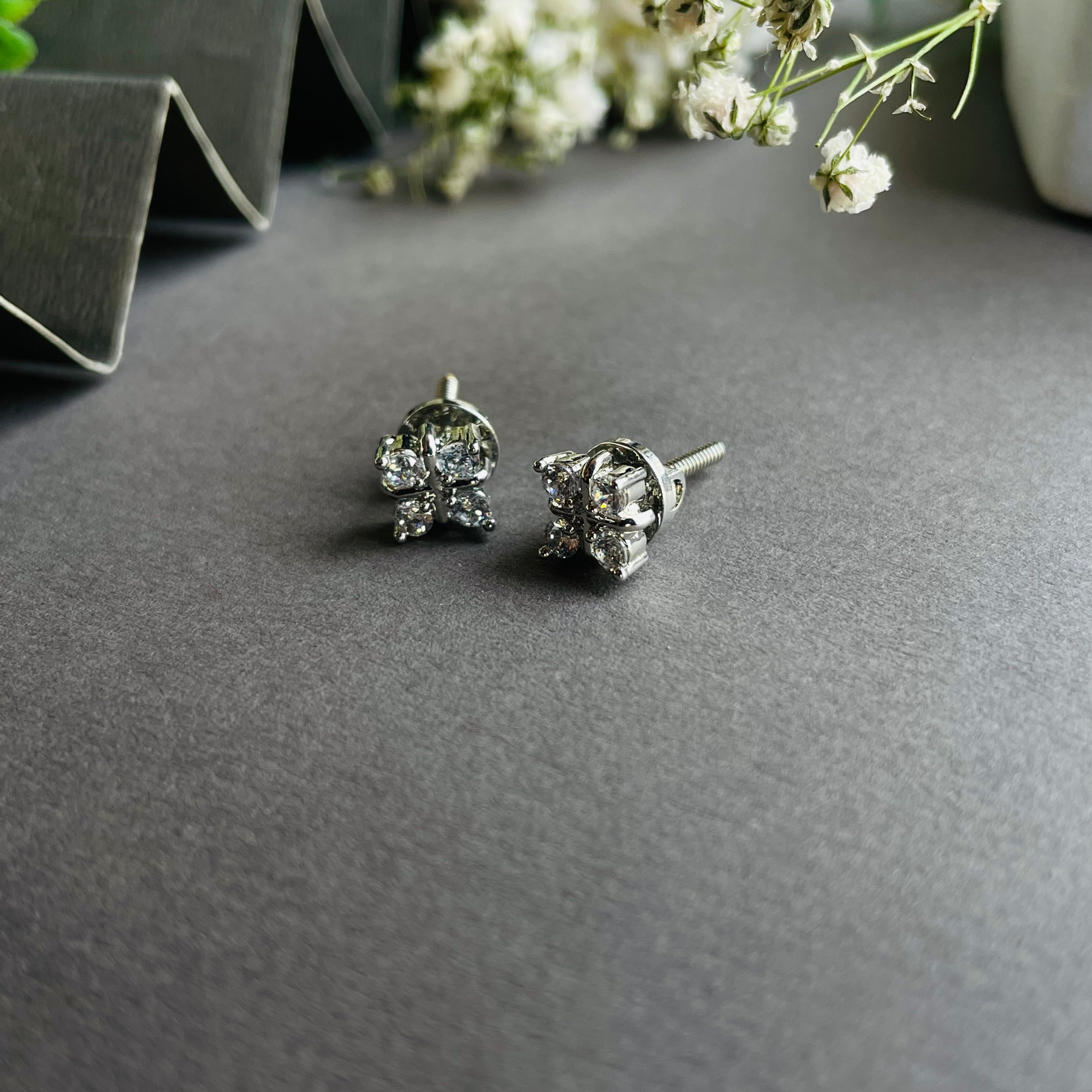 Ad Fifer studs