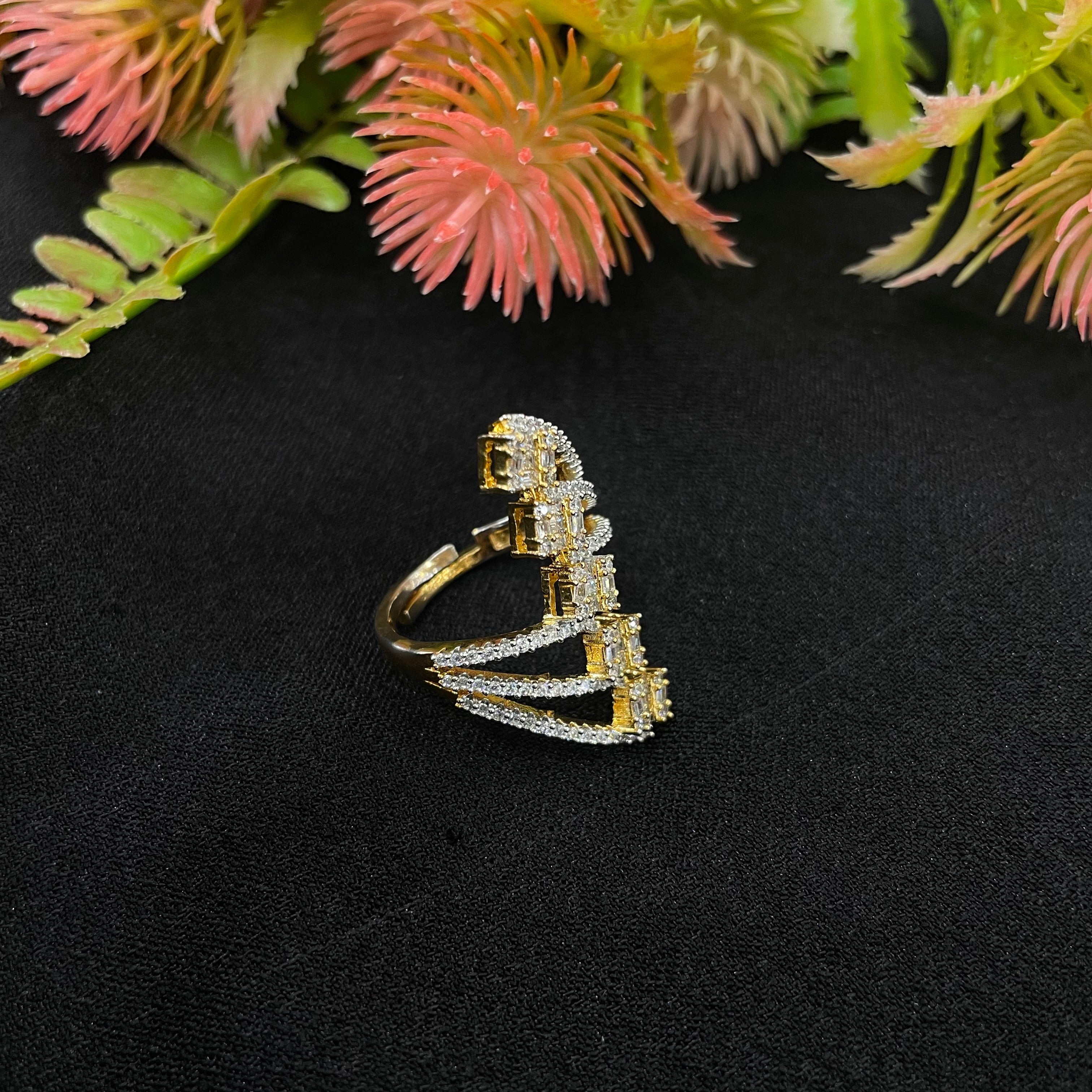 Ad Avielle Ring