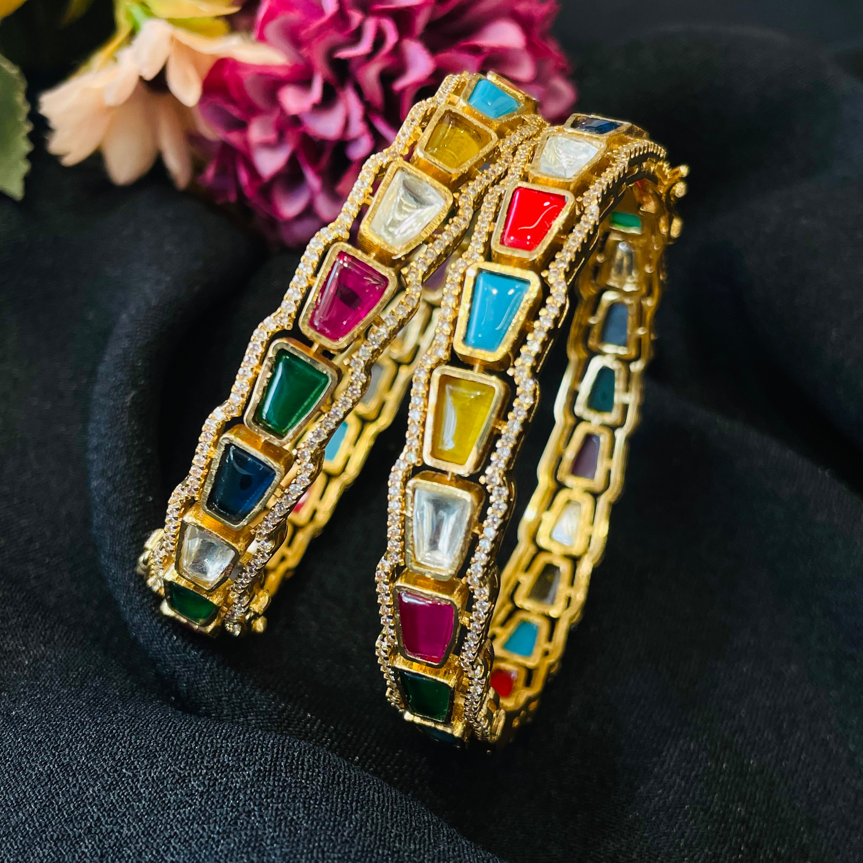 Nayaab Mahi Polki Bangles