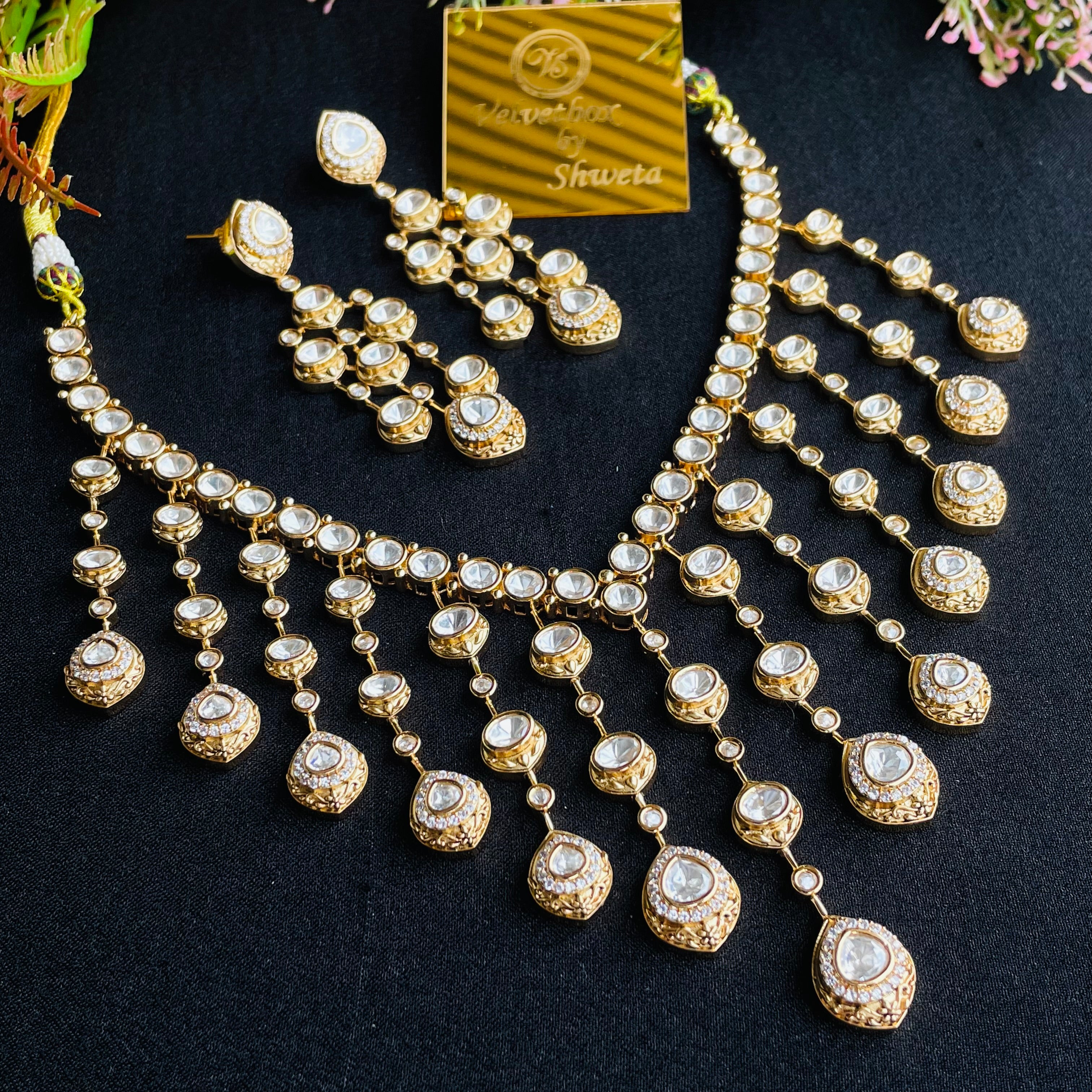 Nayaab Subi Polki Neckpiece