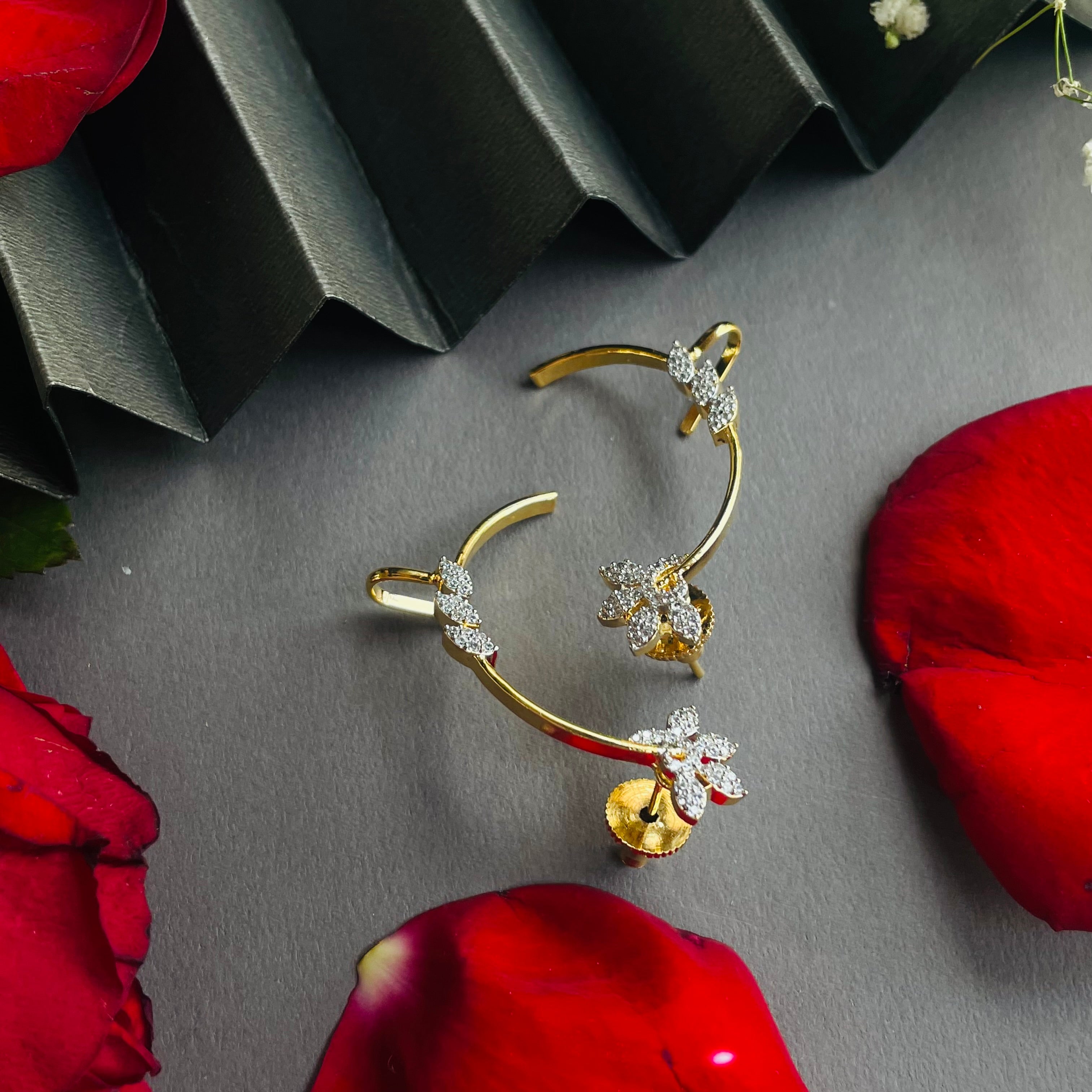Ad Rose Earcuff