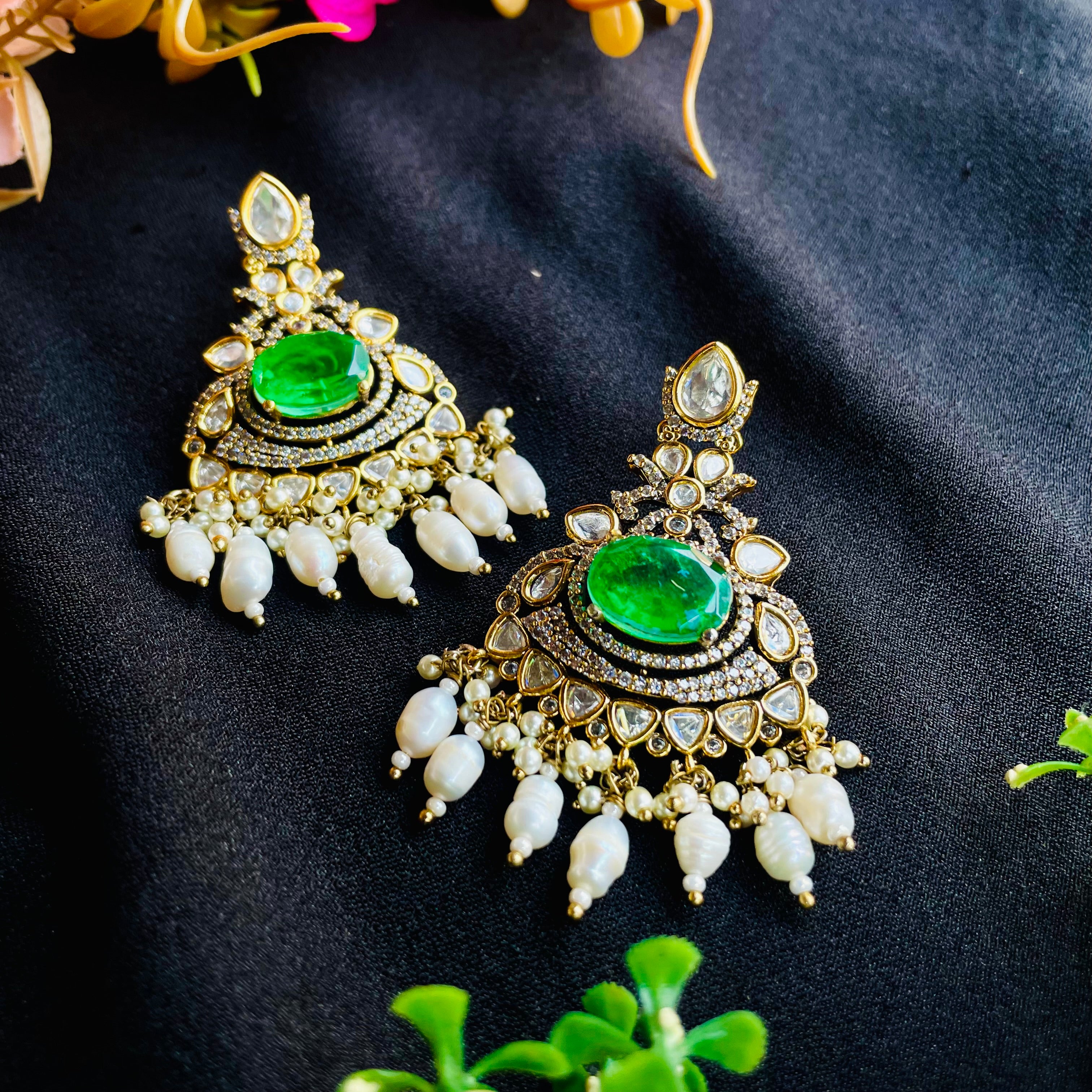 Nayaab maharani layered Neckpiece