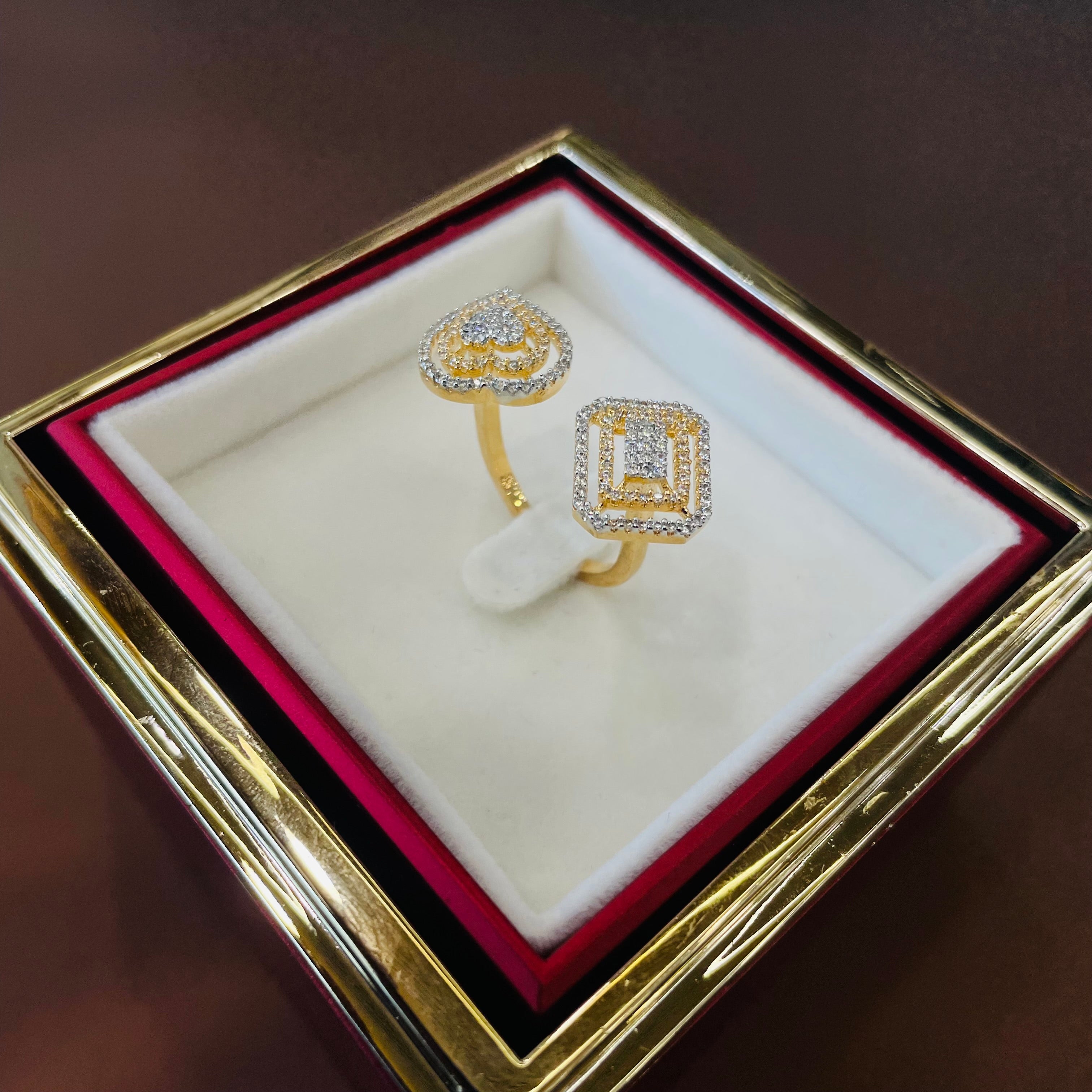 Ad Zephyra Ring