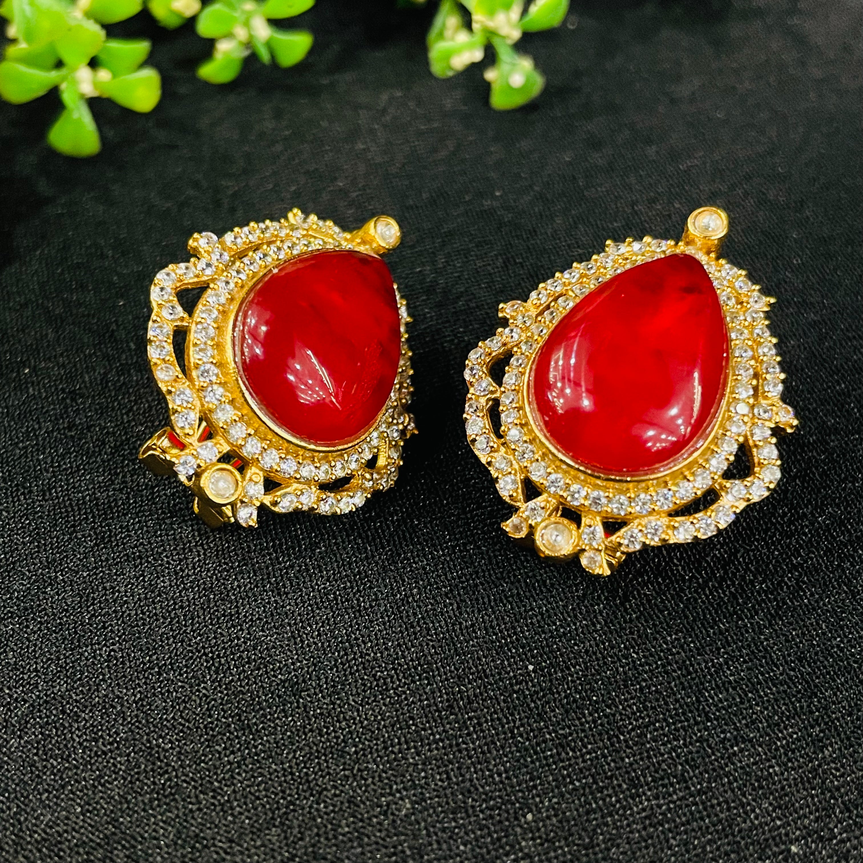 Nayaab Grace Studs