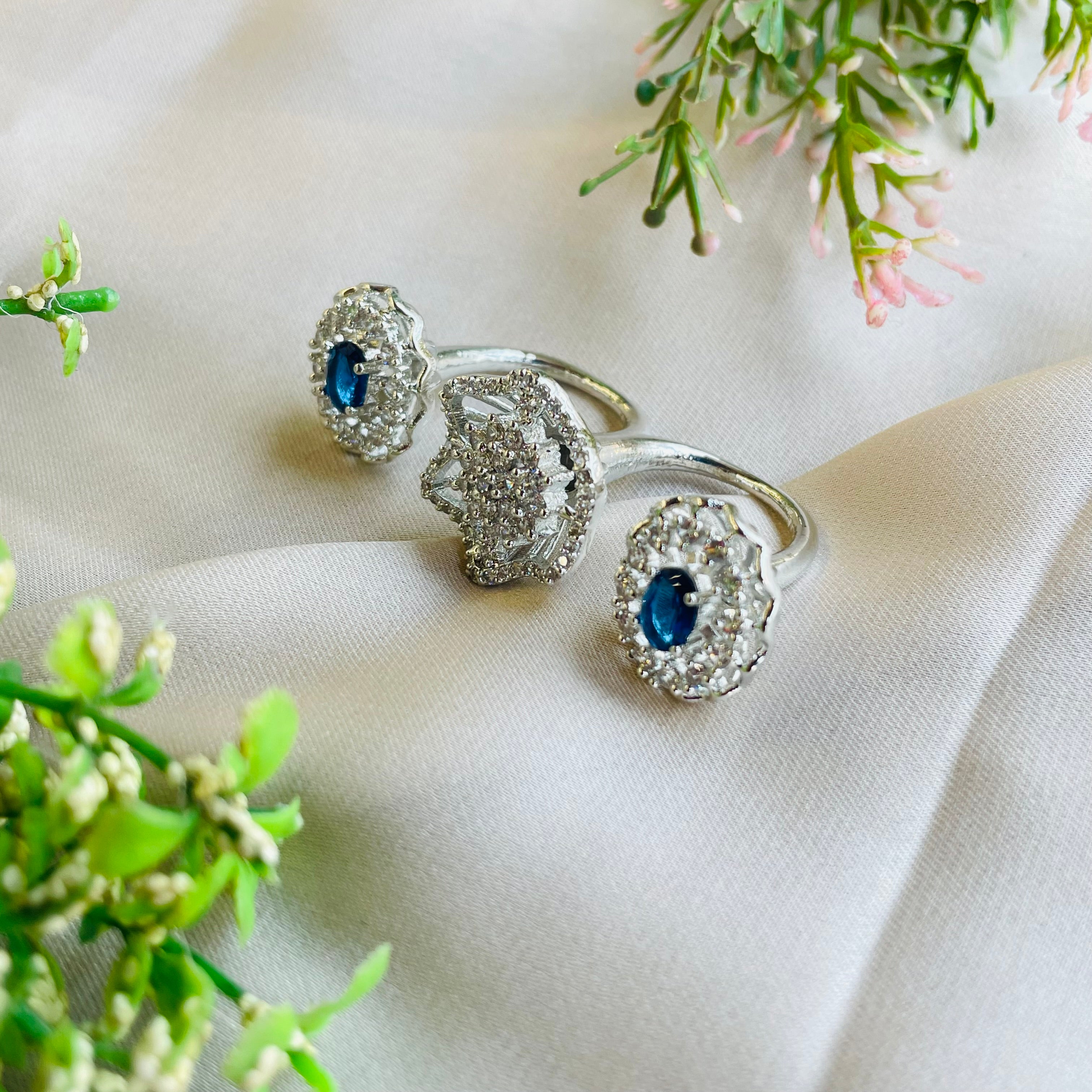 Ad Collins  ring adjustable