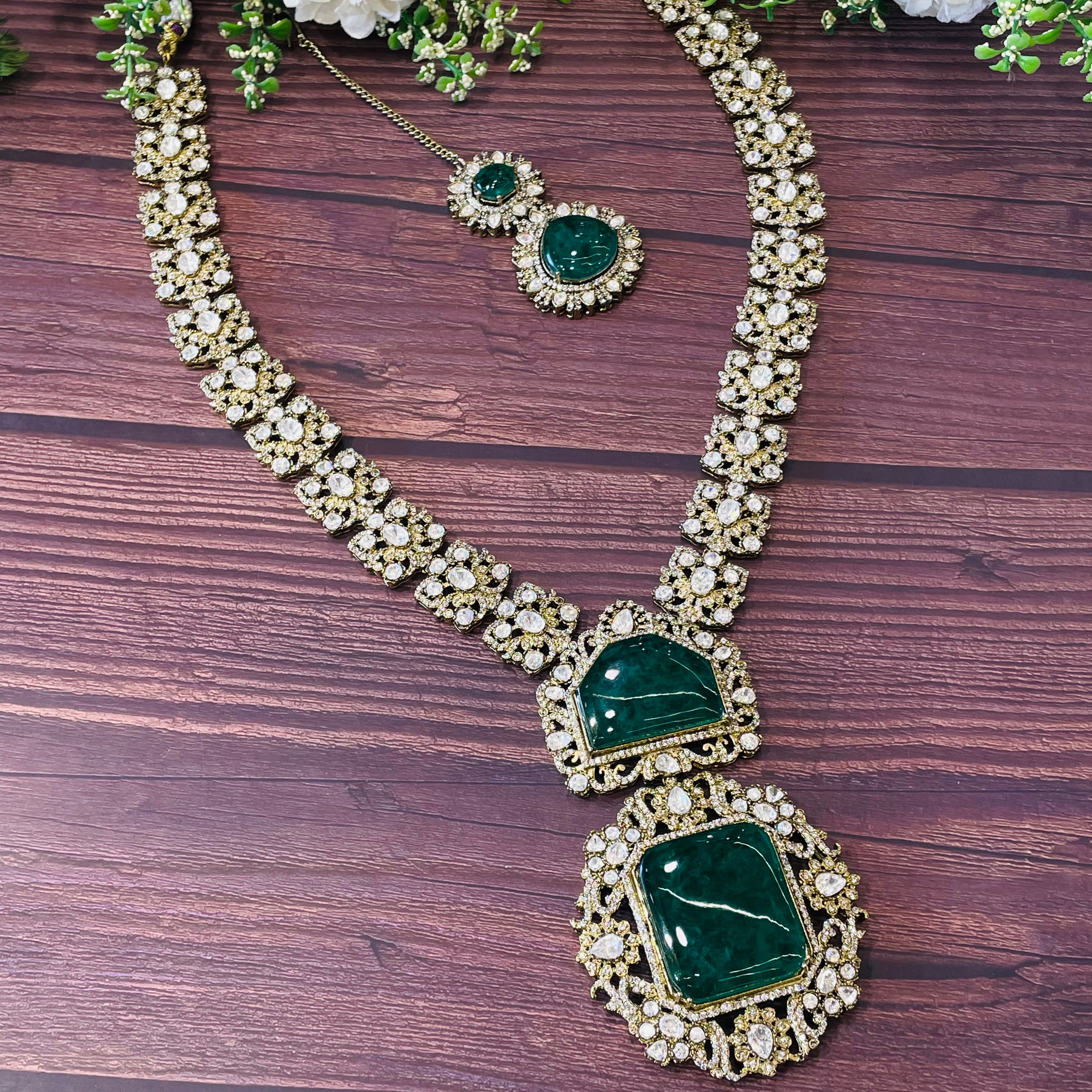 Nayaab Amrita Polki Neckpiece
