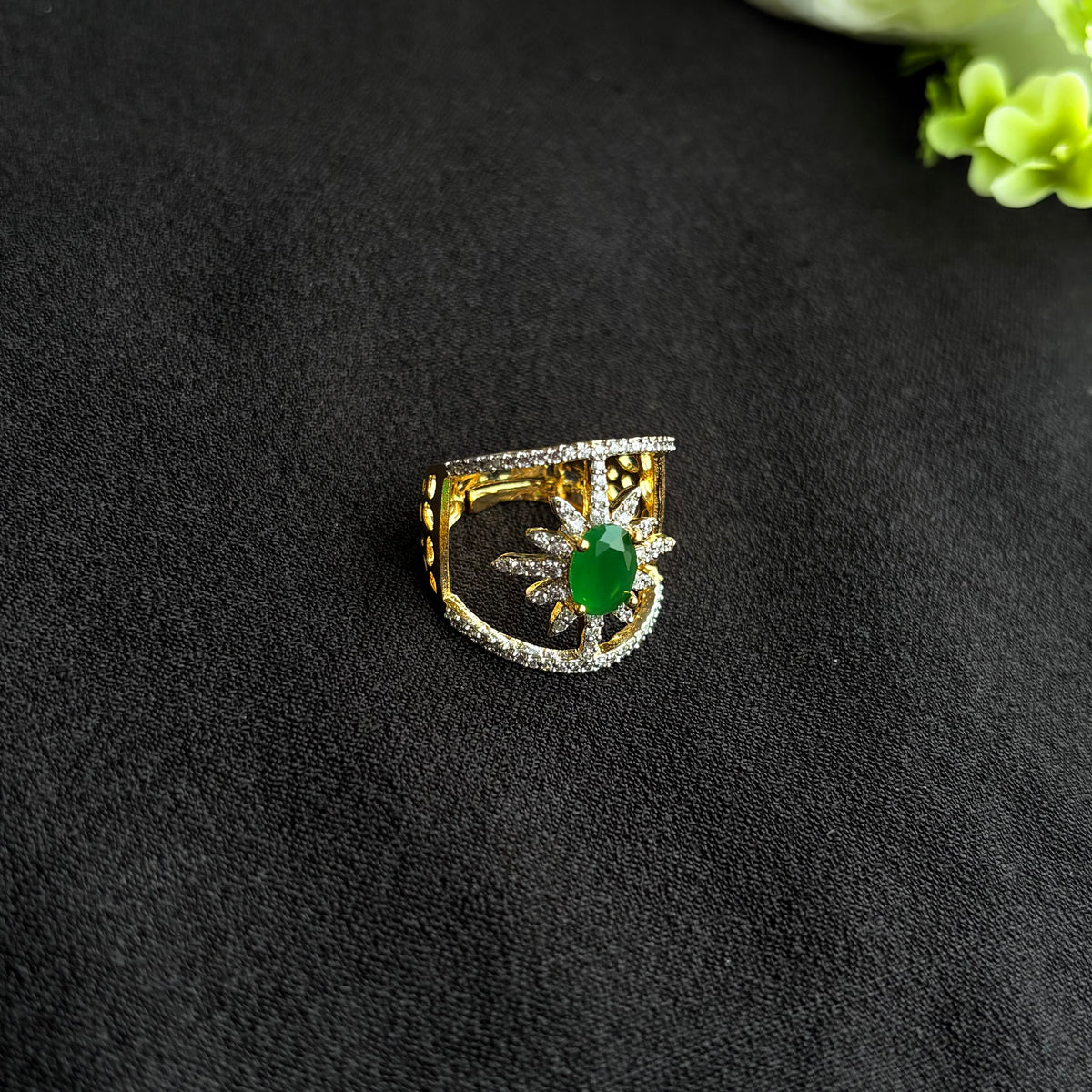 Vaidhika Ring