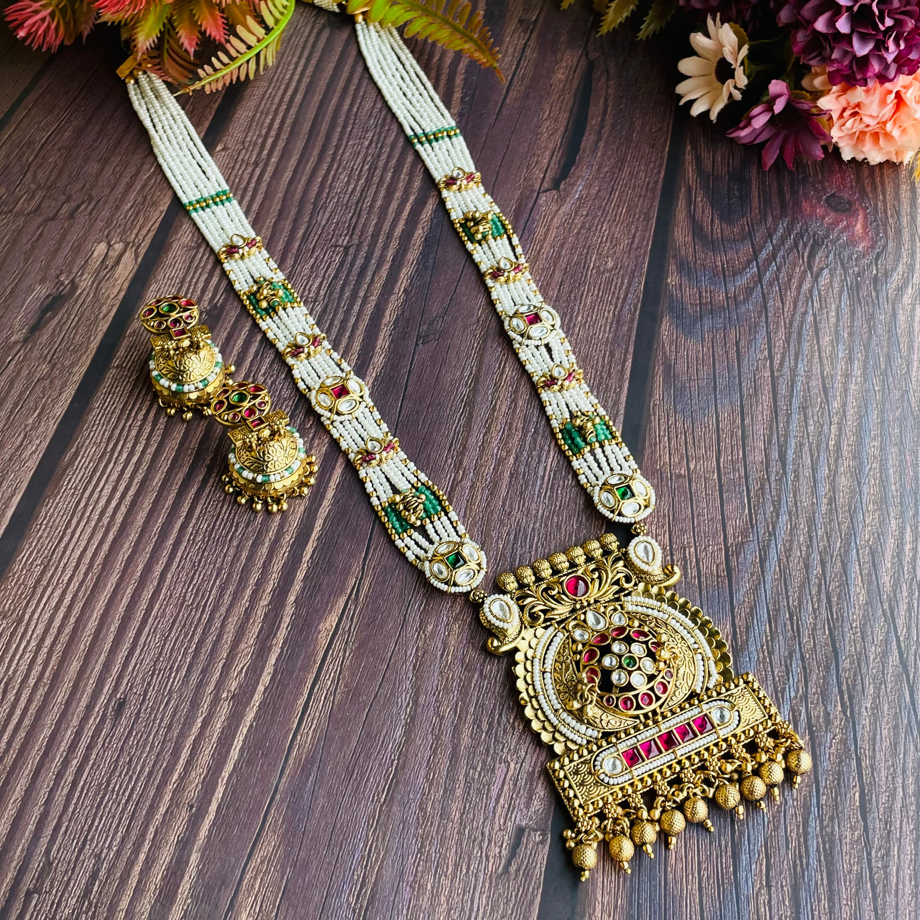 Nayaab Kaya long Neckpiece