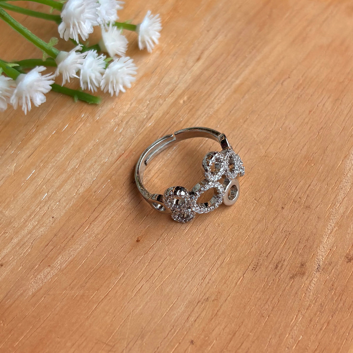 Chakrika Ring