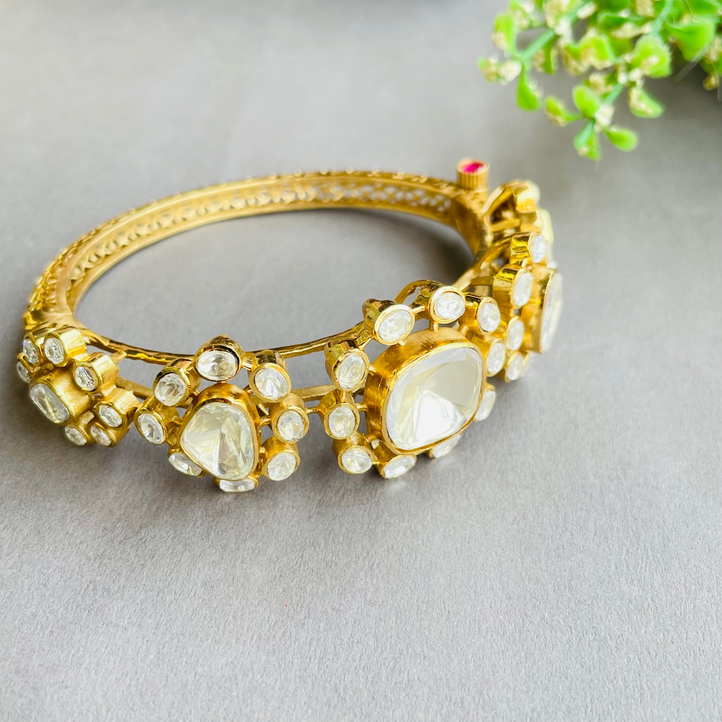 Nayaab Aloe bracelet