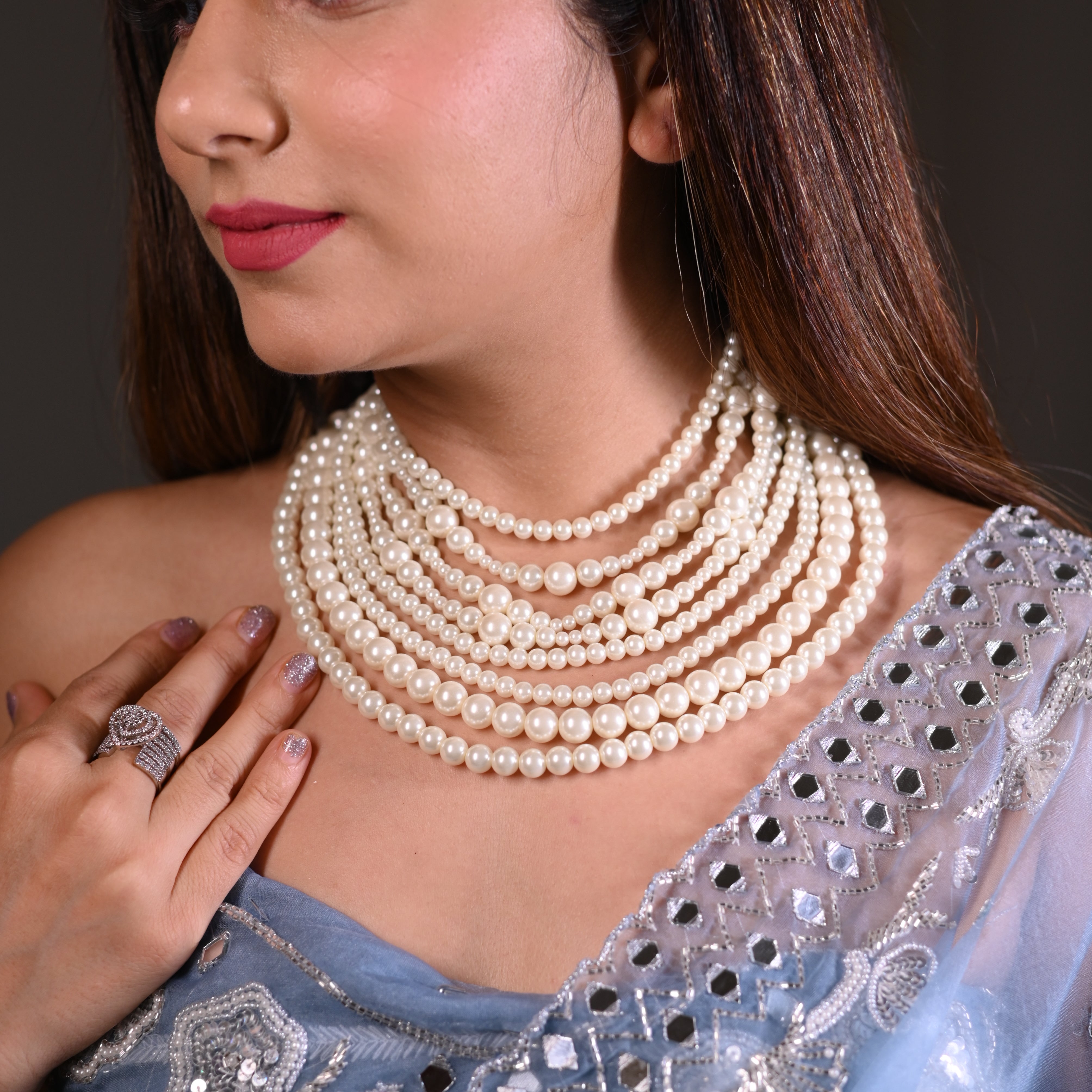 Aliya pearl Neckpiece