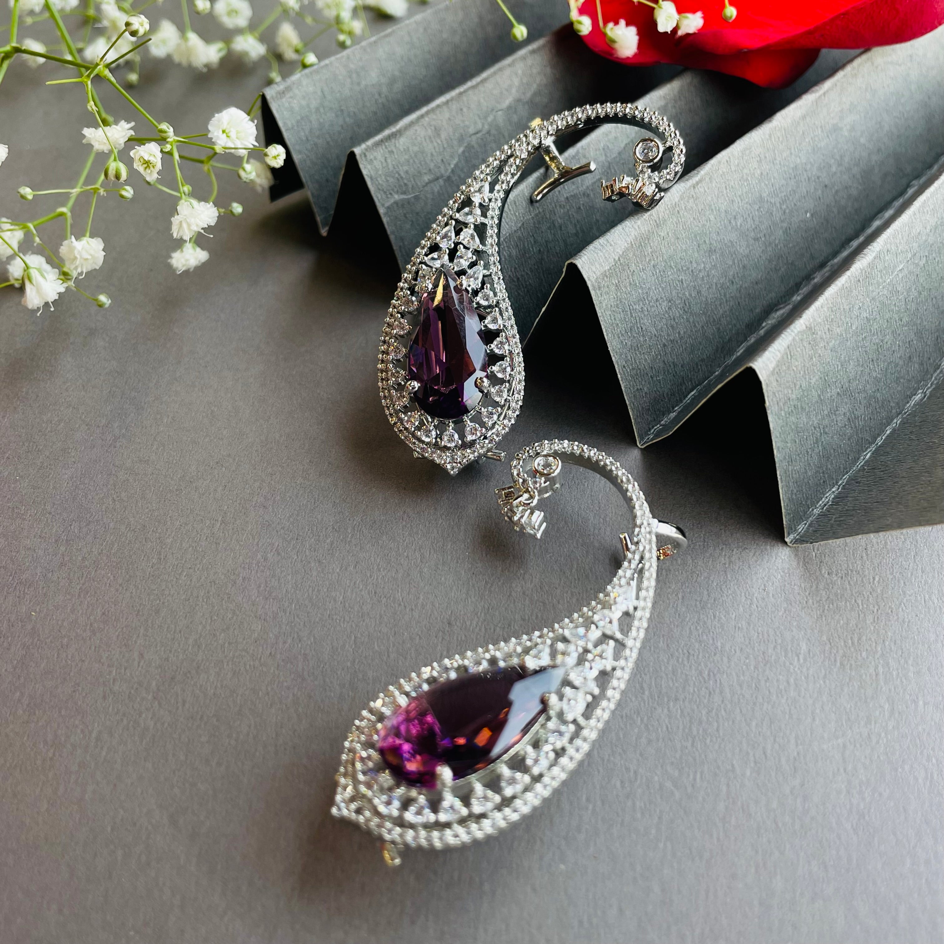 Ad Lillian earcuff