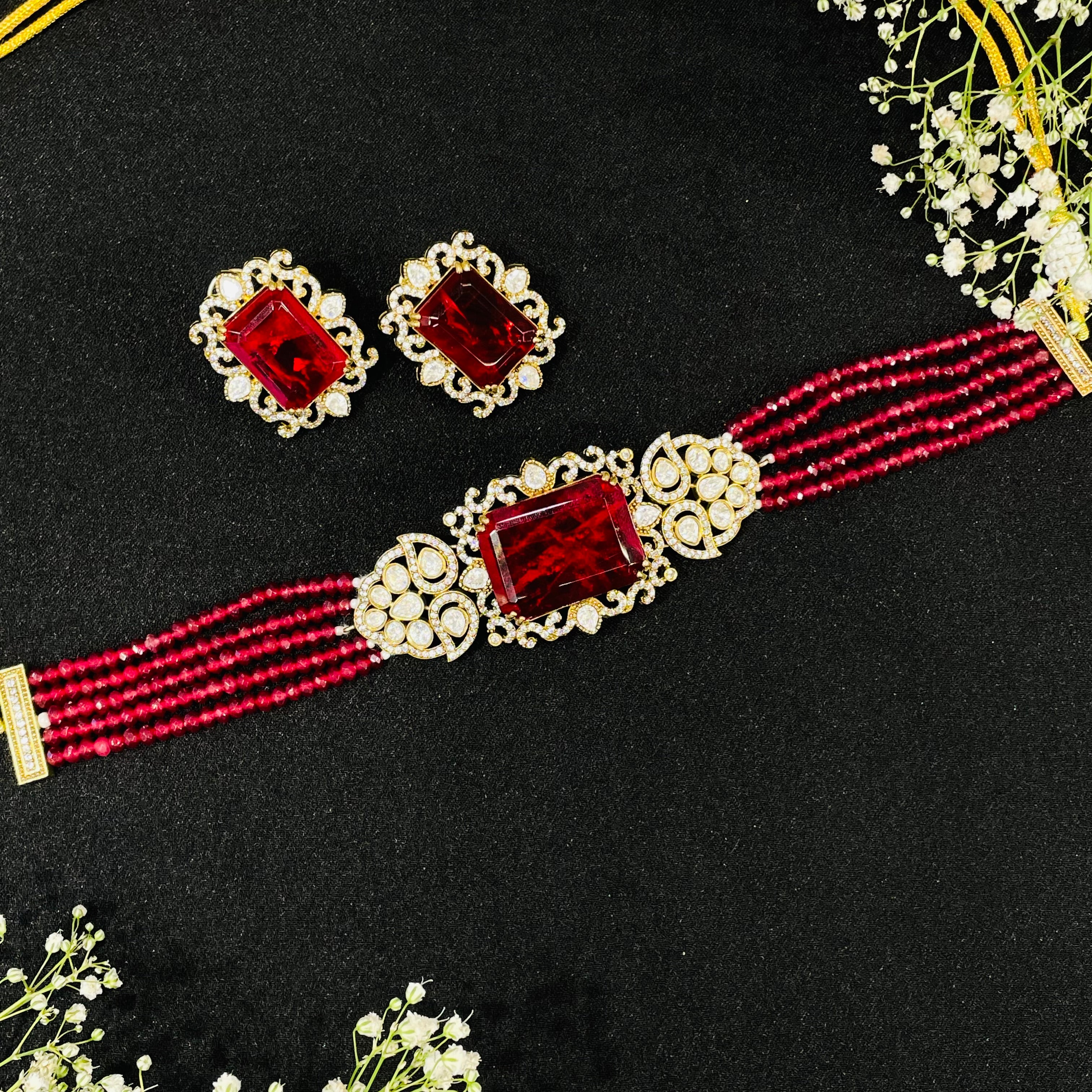 Nayaab Ruhani Choker