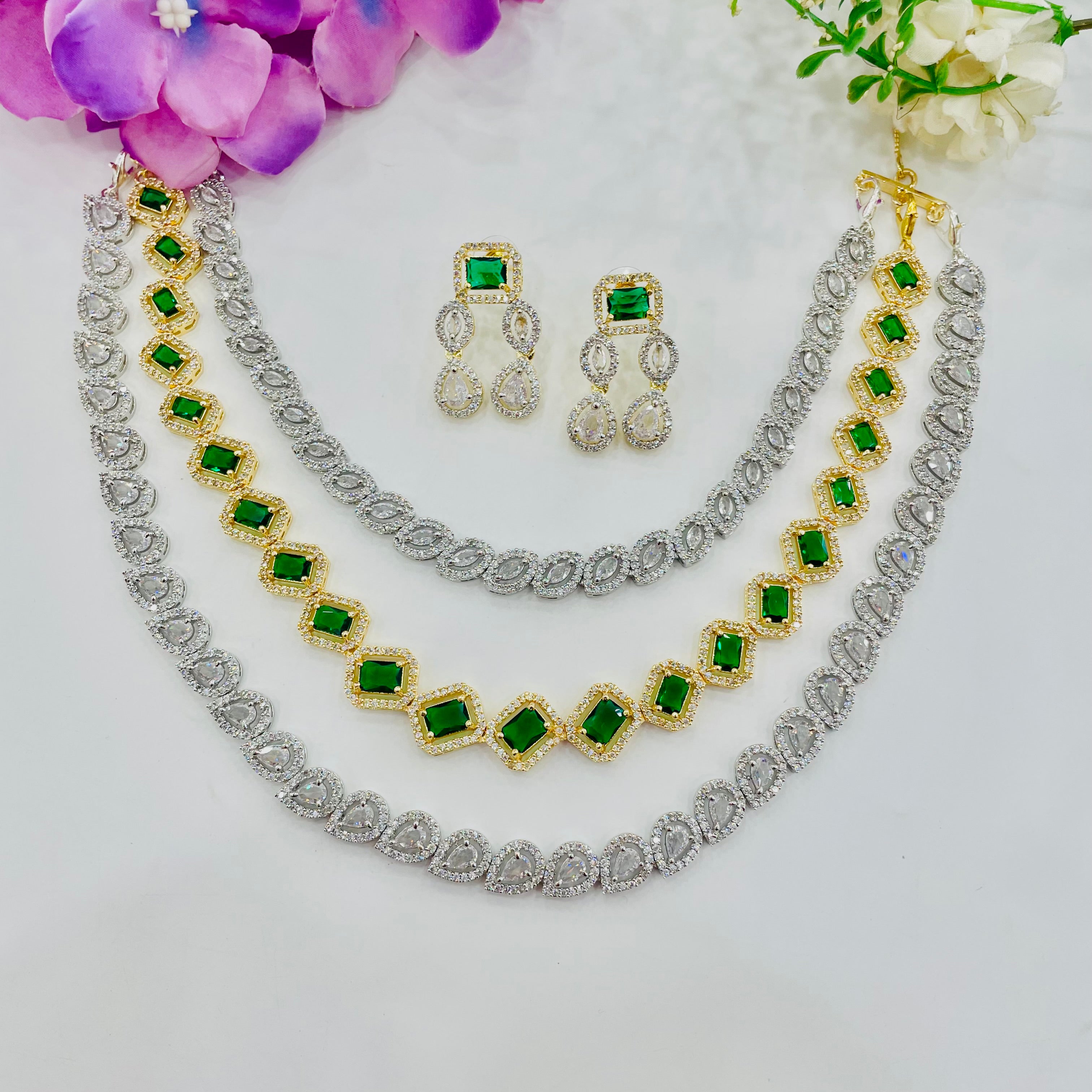Ad Opal Neckpiece