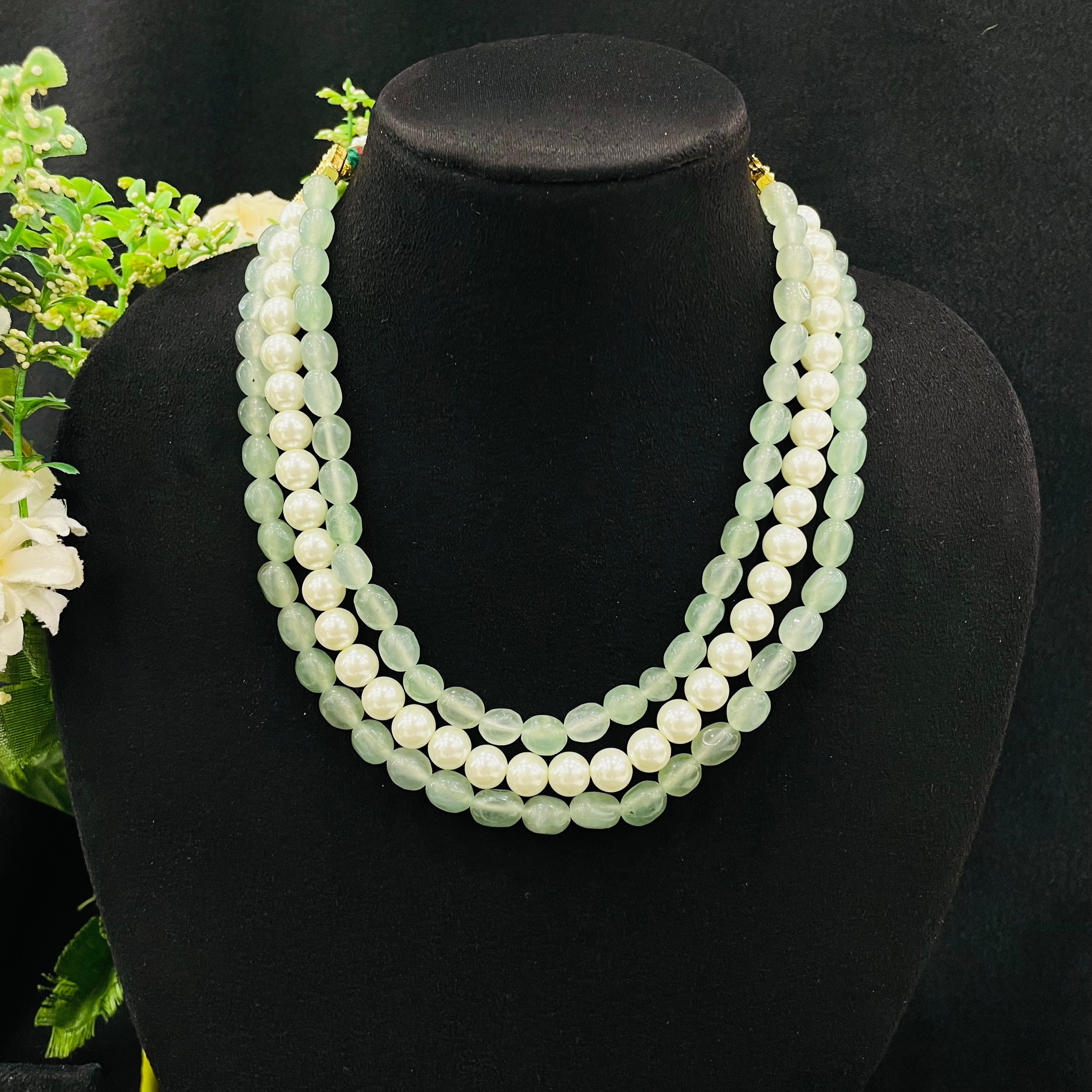 Nayaab Amelia pearl Mala