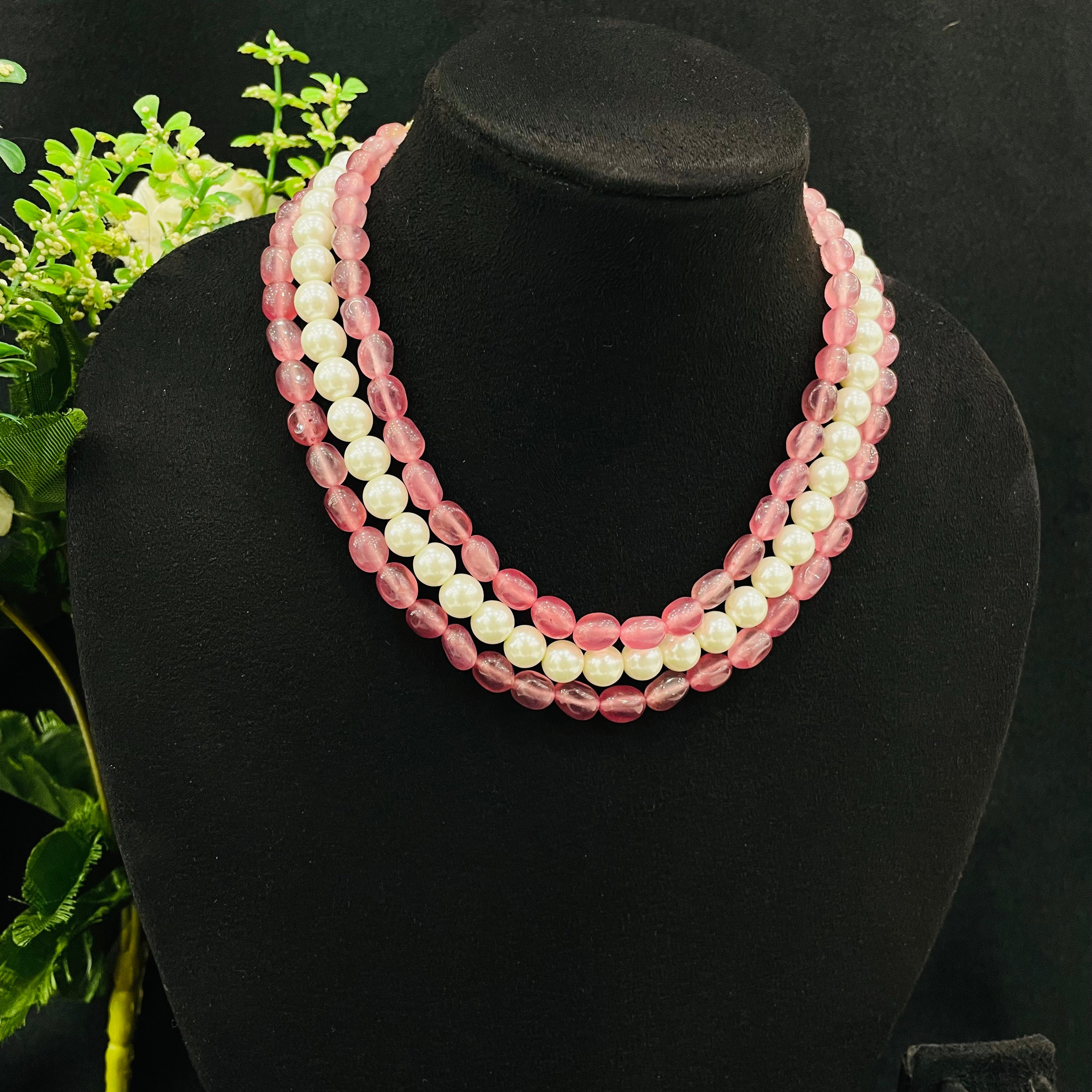 Nayaab Amelia pearl Mala