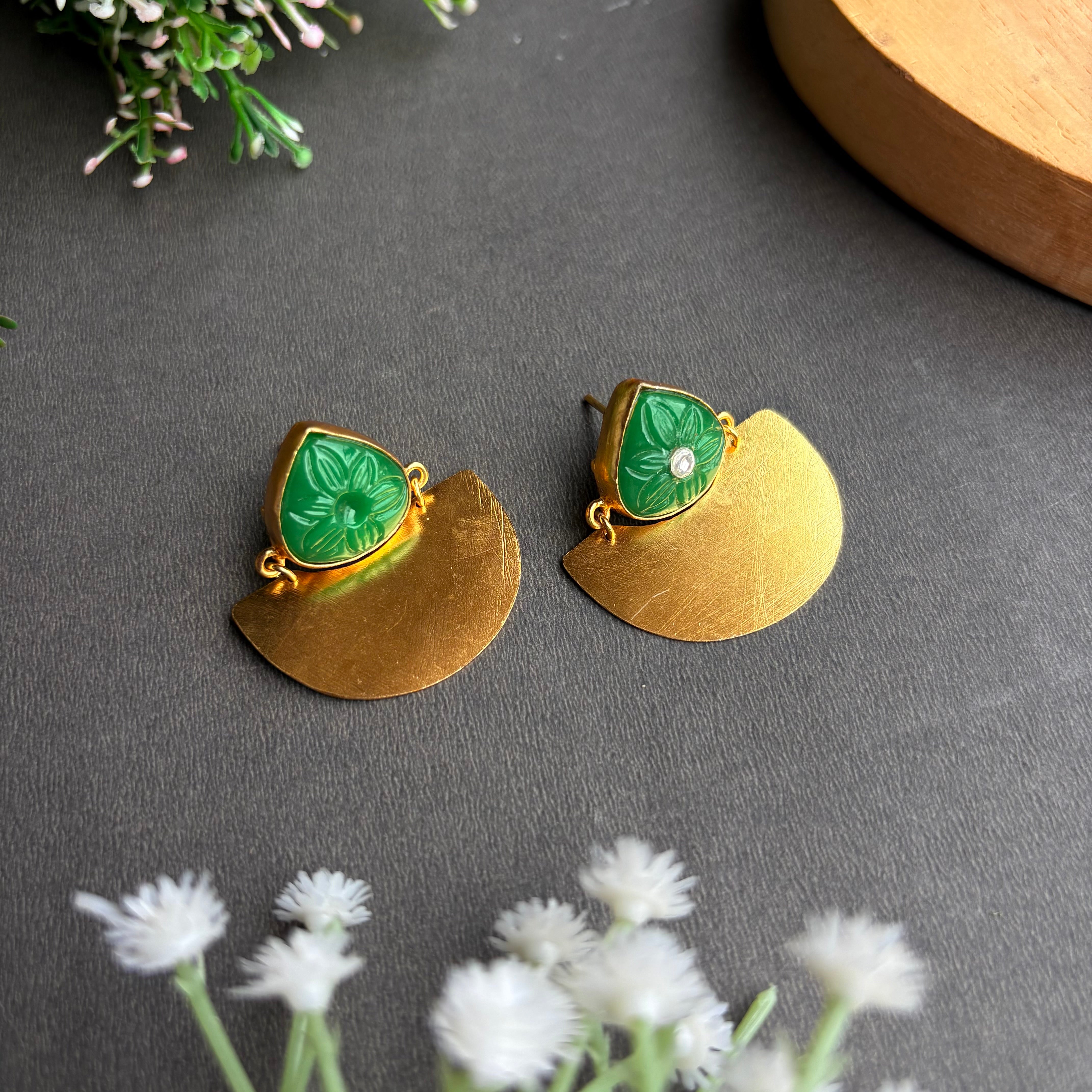 Aarohi Emerald Earrings