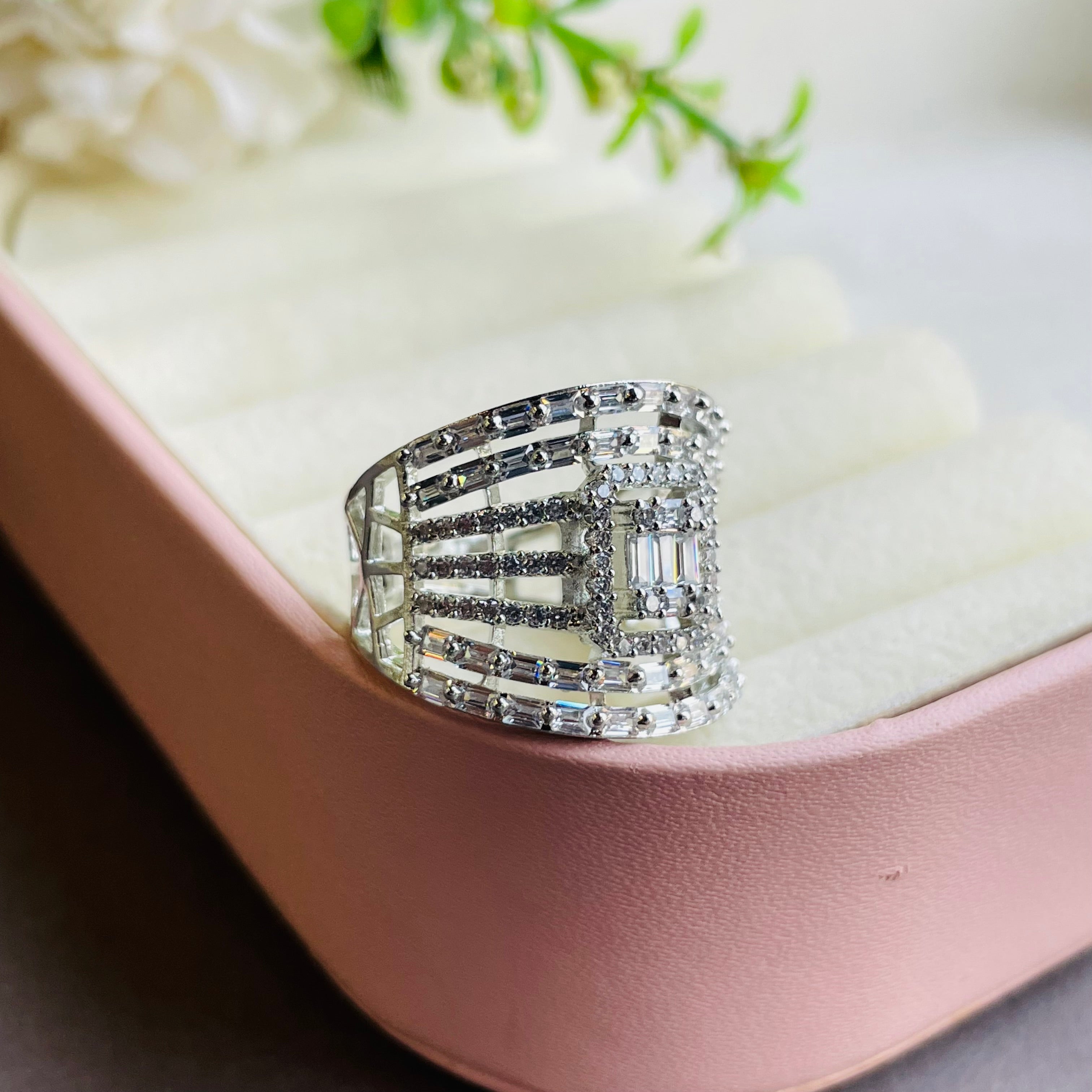 Ad navy ring