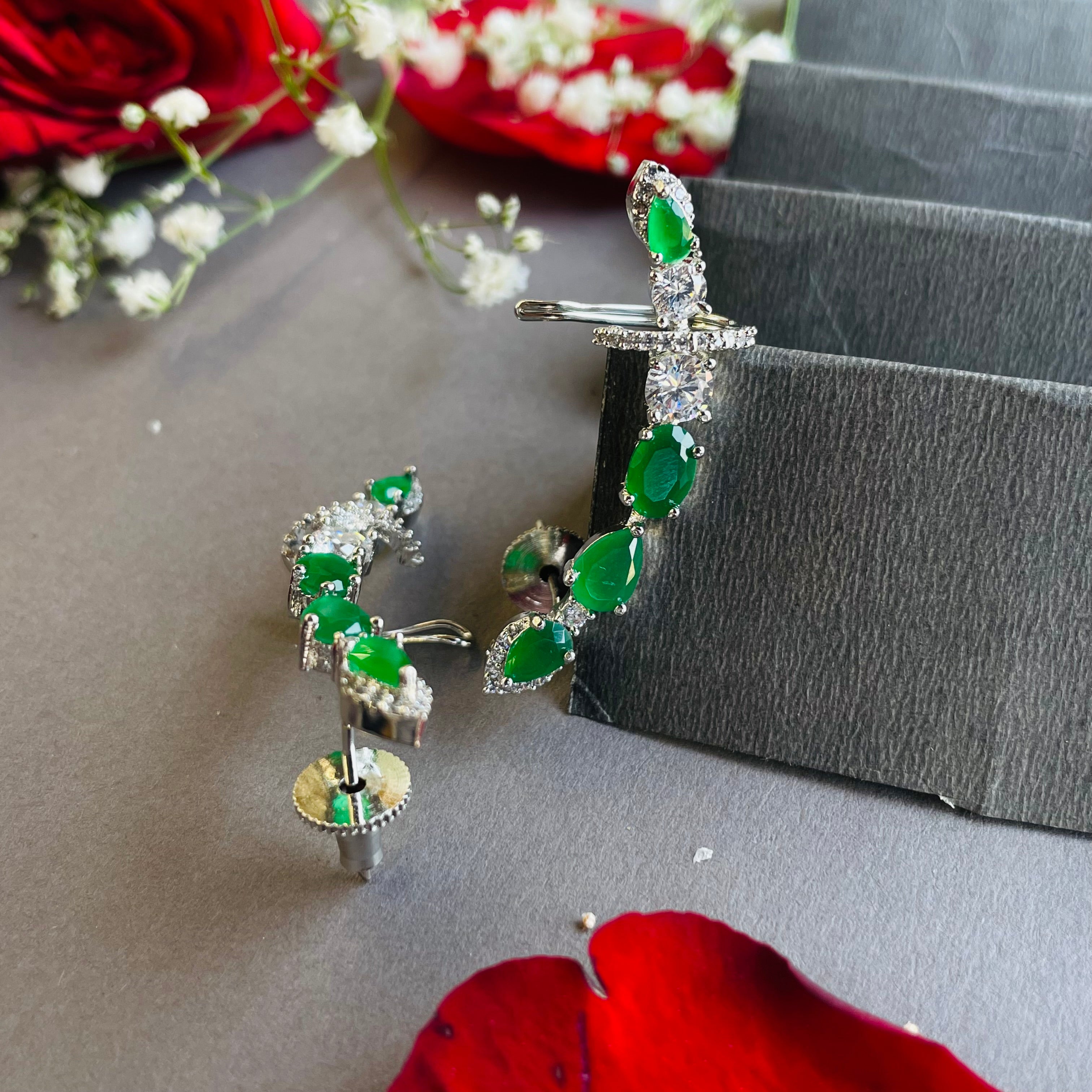 Ad Marie earcuff