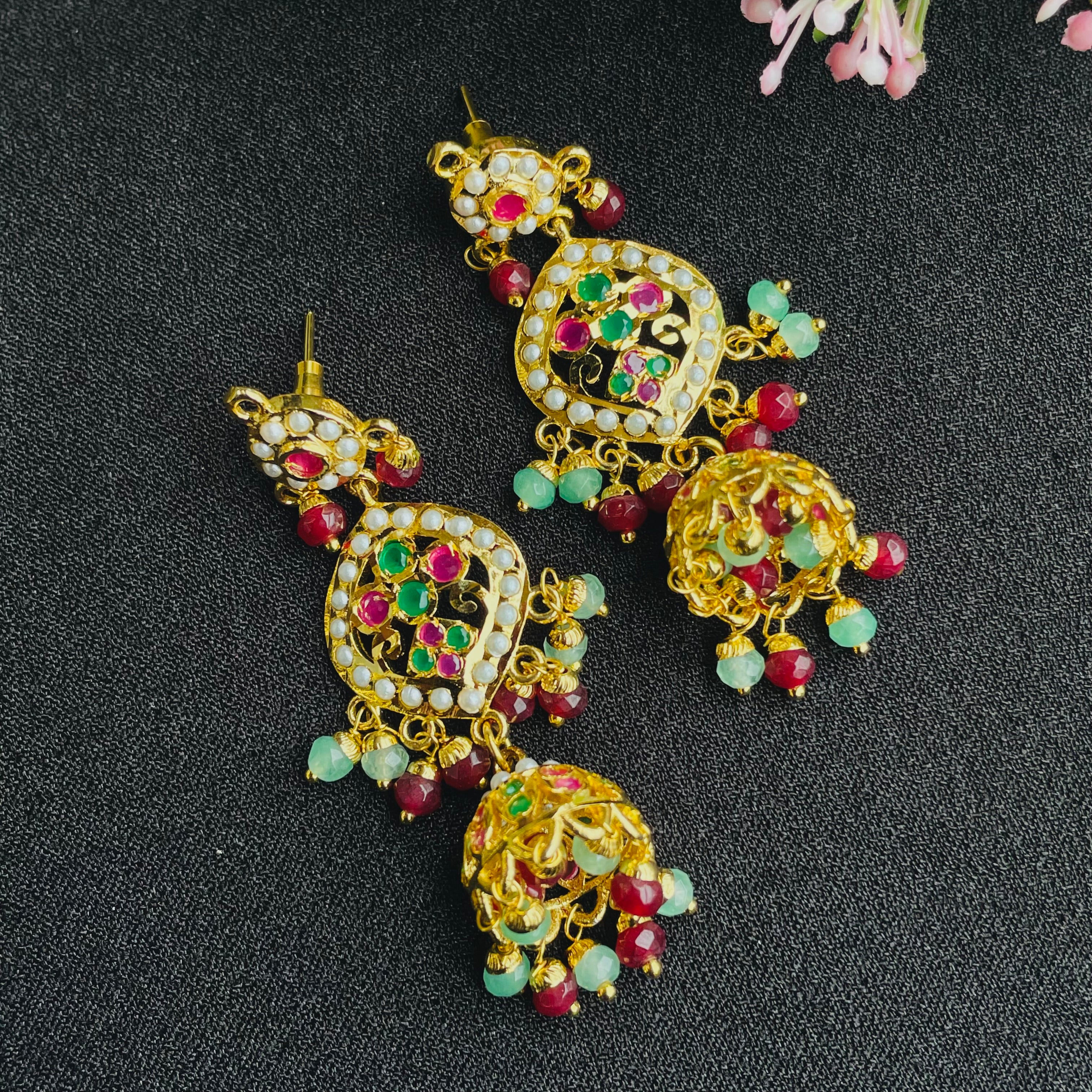 Nayaab Aarohi Jhumki