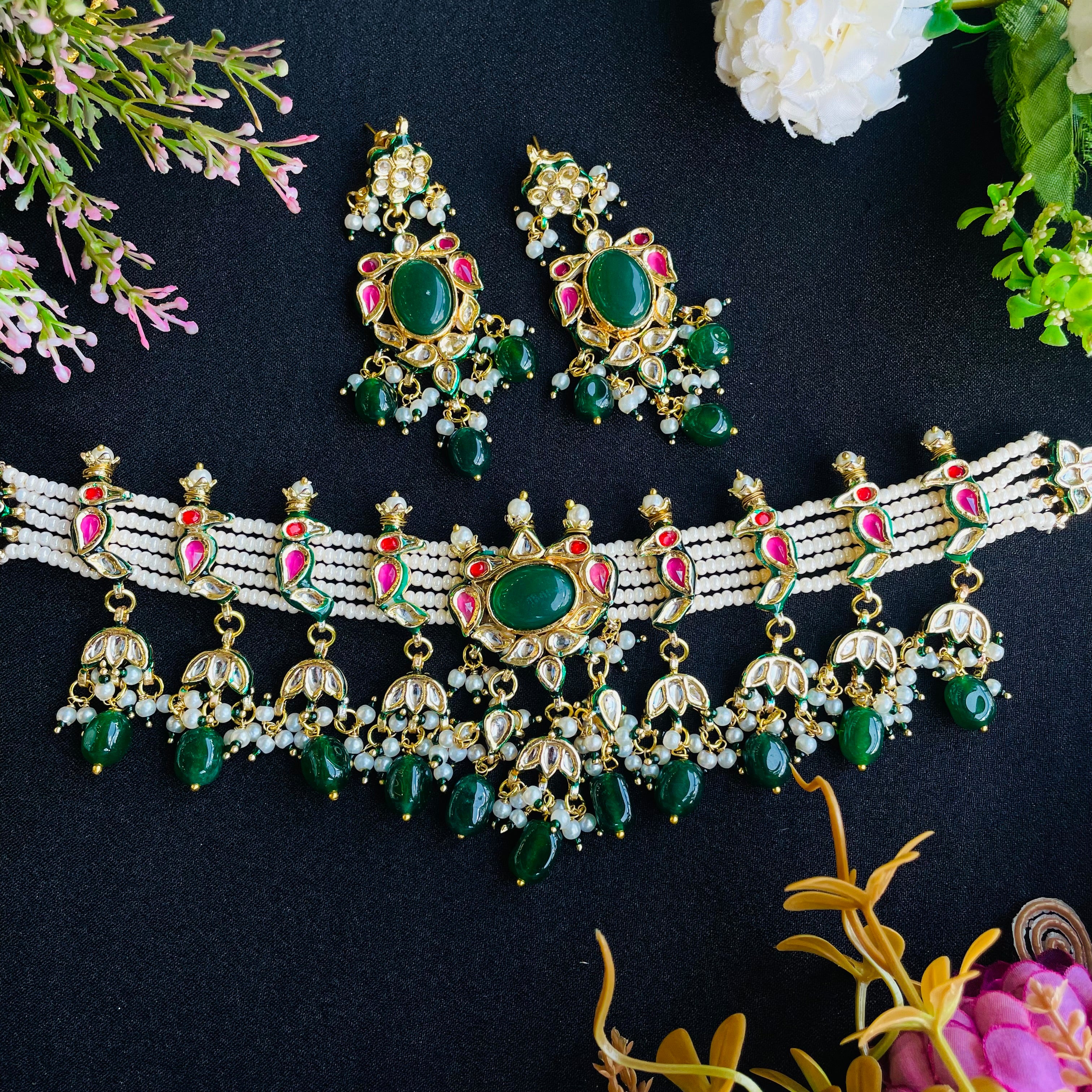 Nayaab shanaya Neckpiece