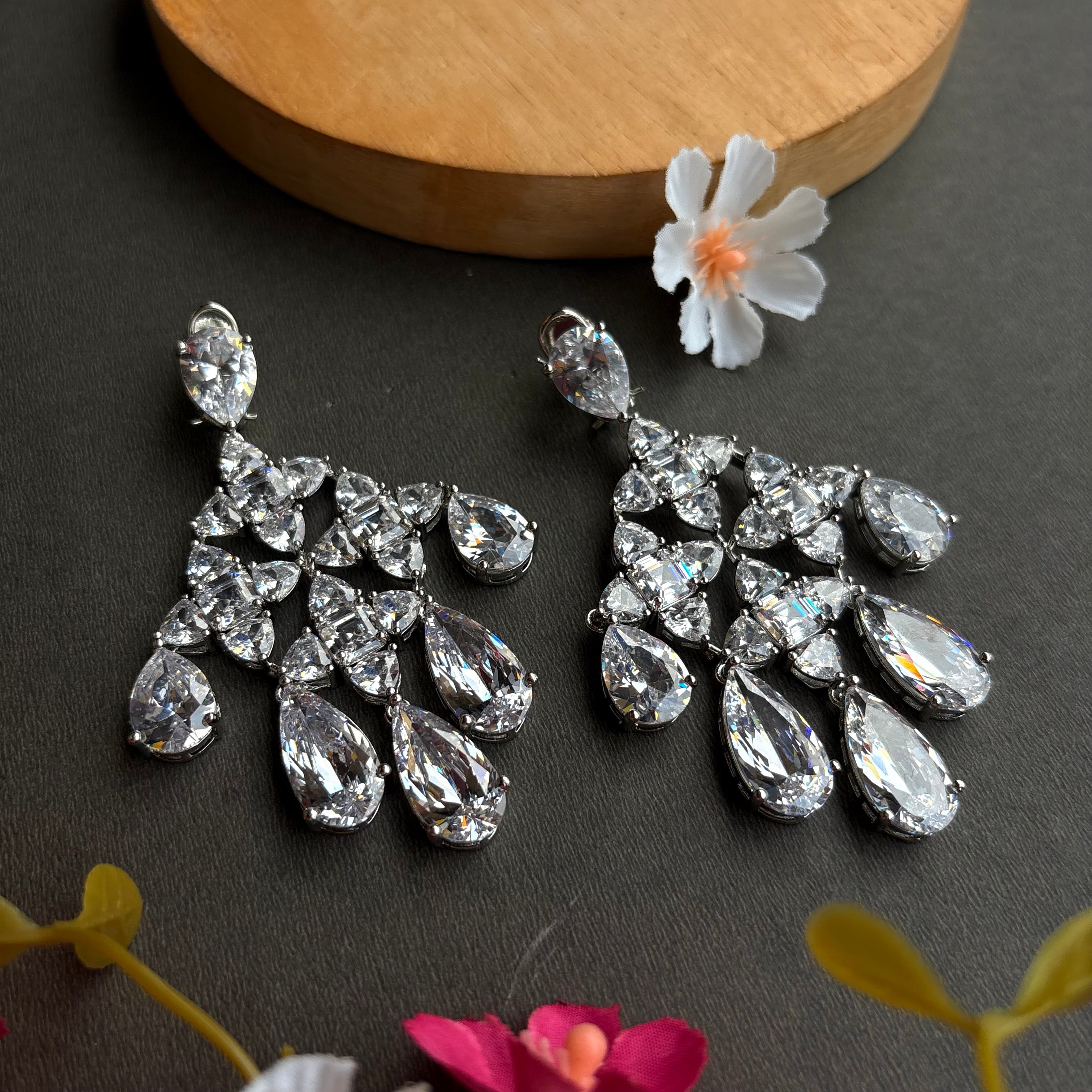 Ad Alina Earrings