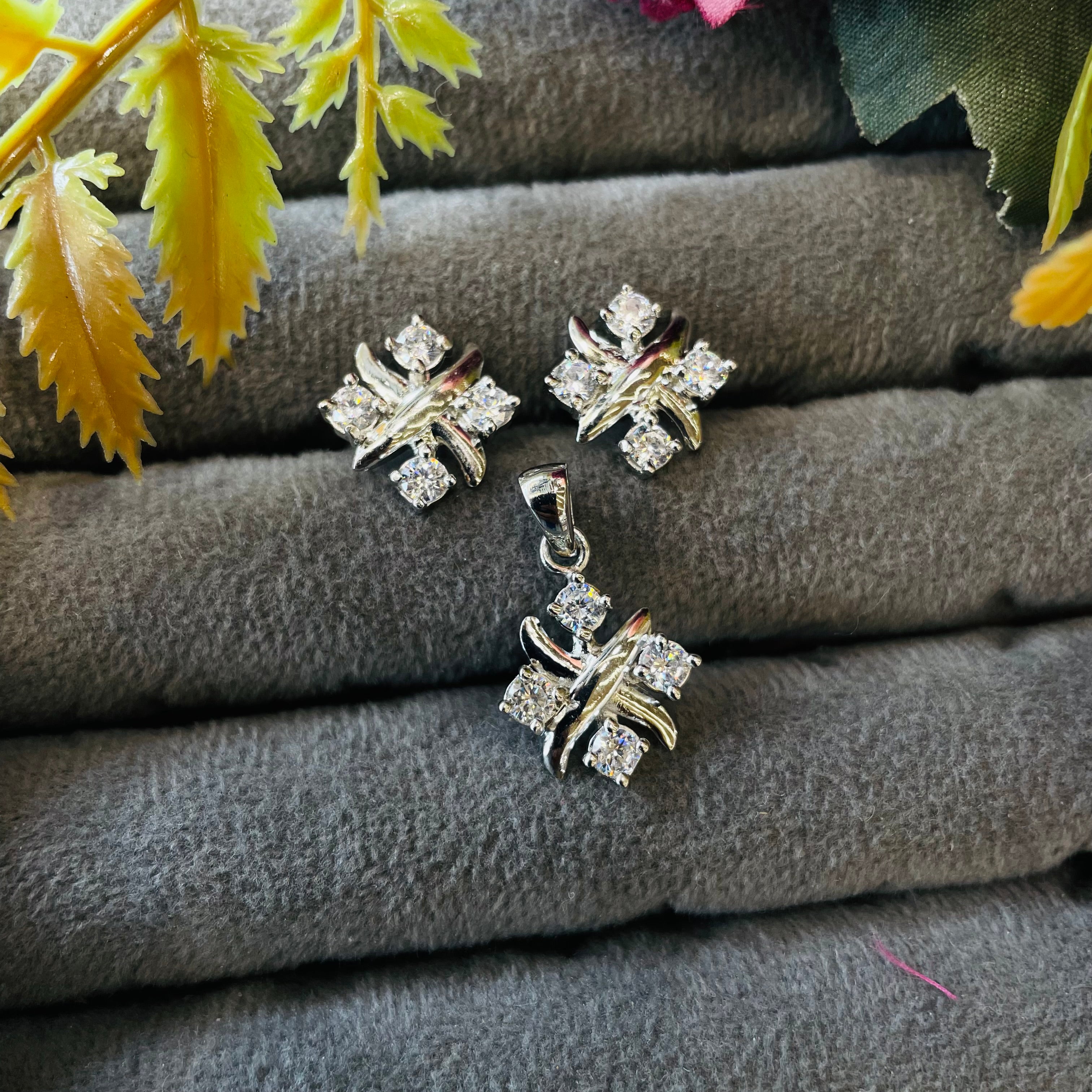 Vs Sterling Silver Pendant Set 02 7g