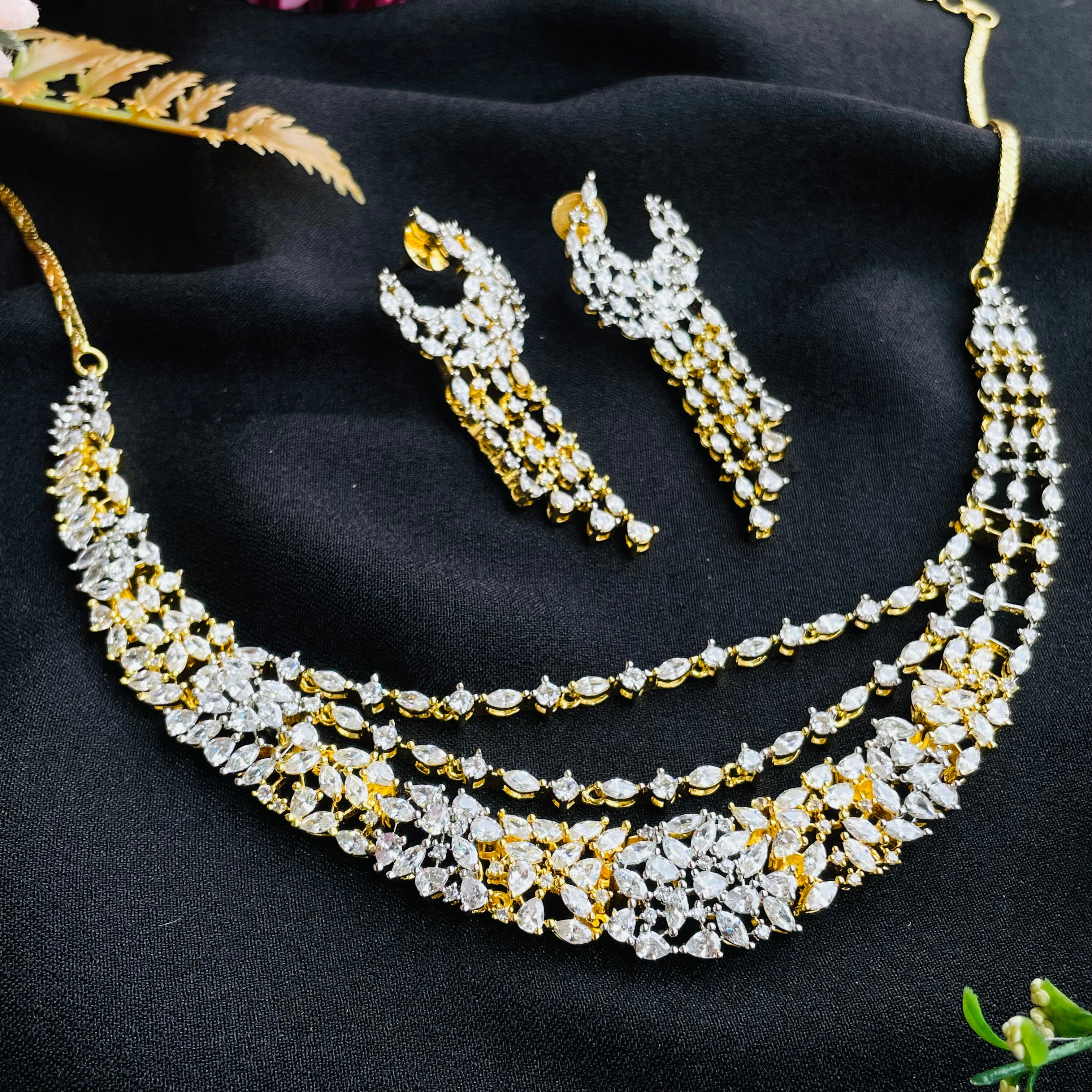 Ad Rusi Neckpiece