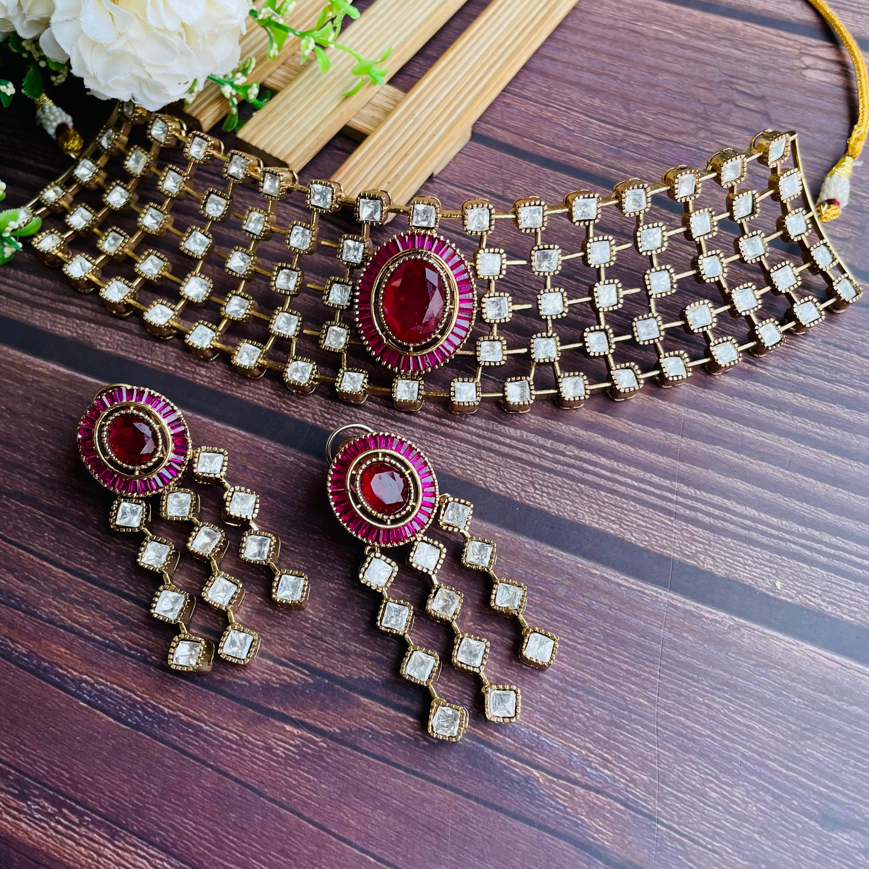 Nayaab Shalu Polki Choker