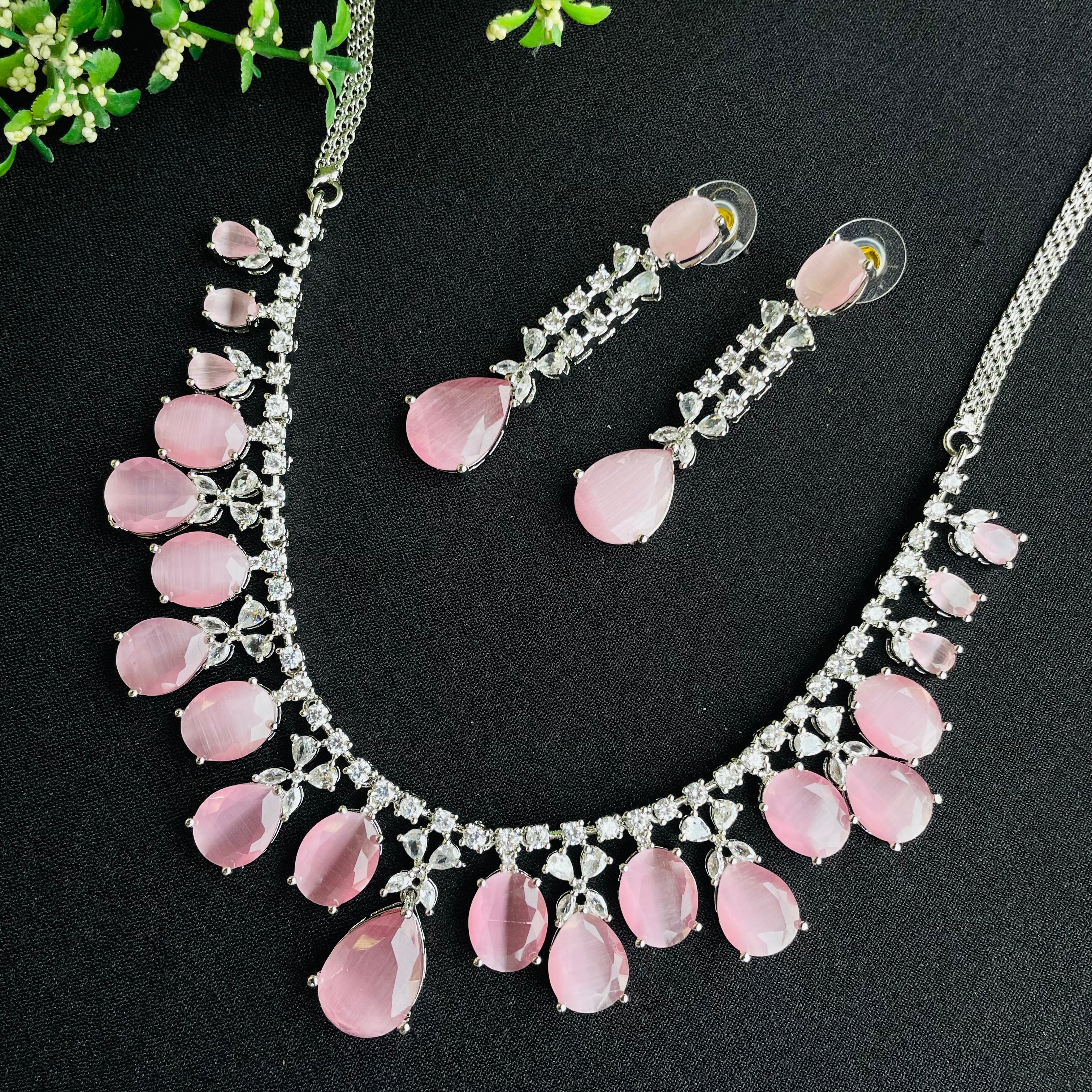 Ad Hazel Neckpiece