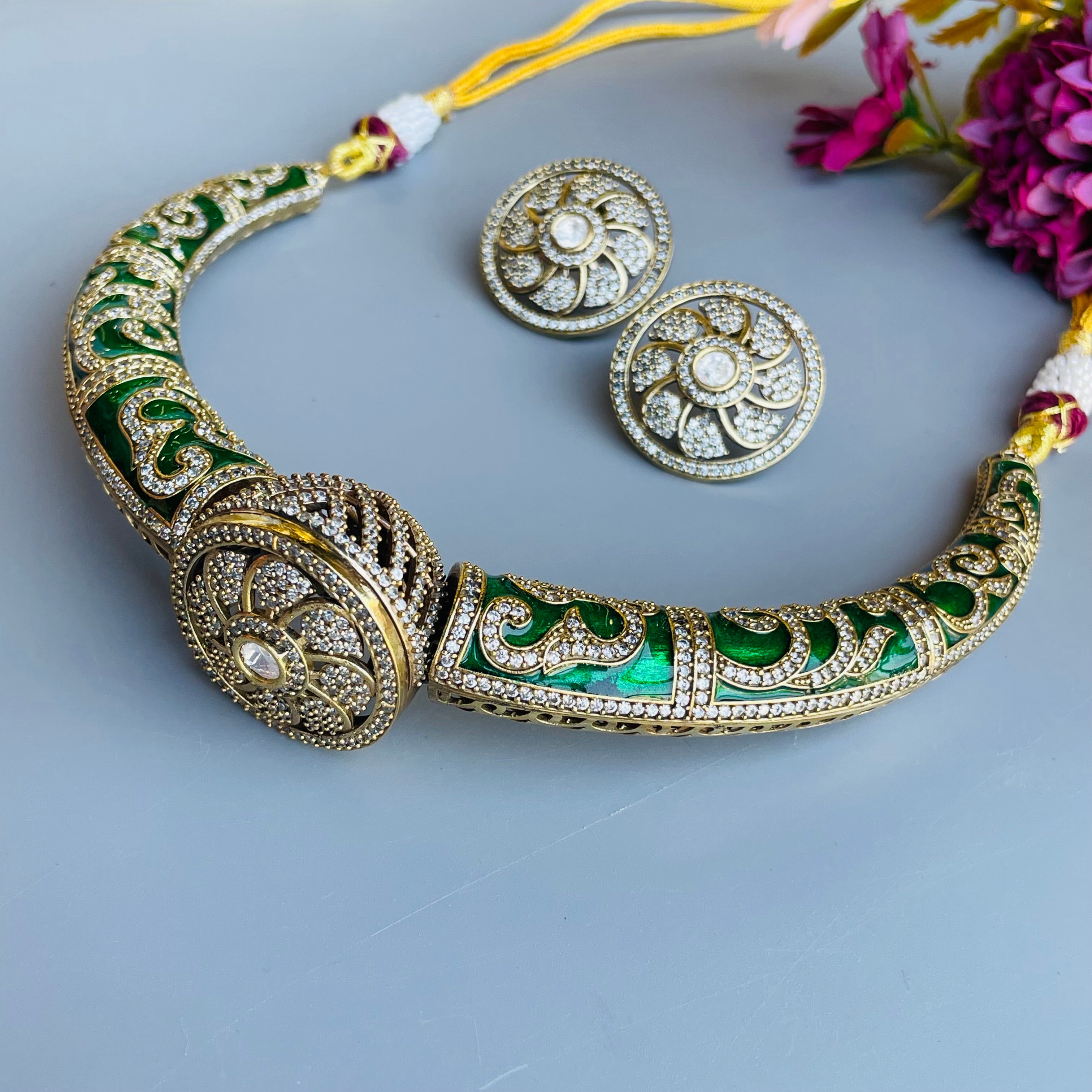 Nayaab Alisha Hasli Neckpiece
