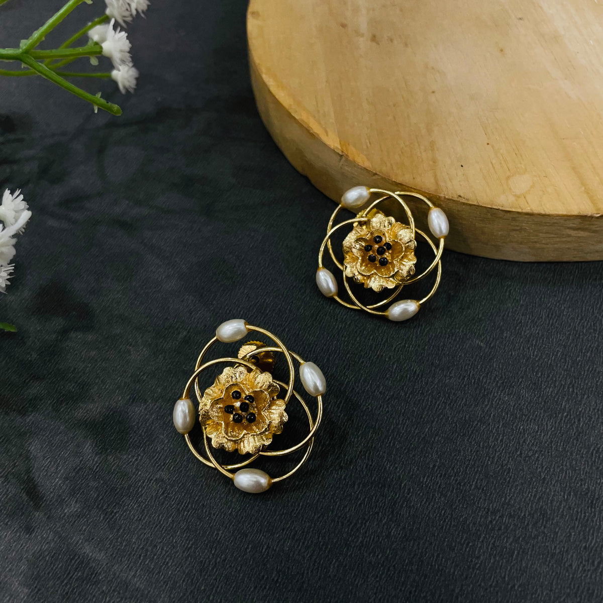 Mrinalini Pearl Earrings