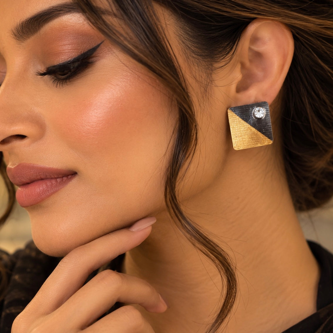 Aarshika Earrings