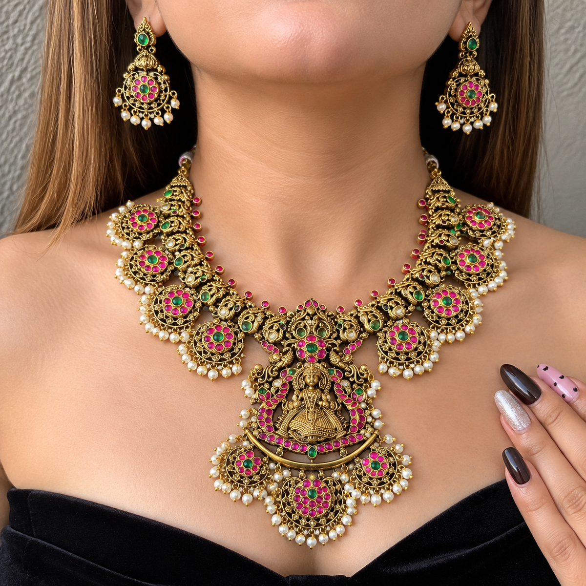 Ruhani Lakshmi Temple Neckpiece