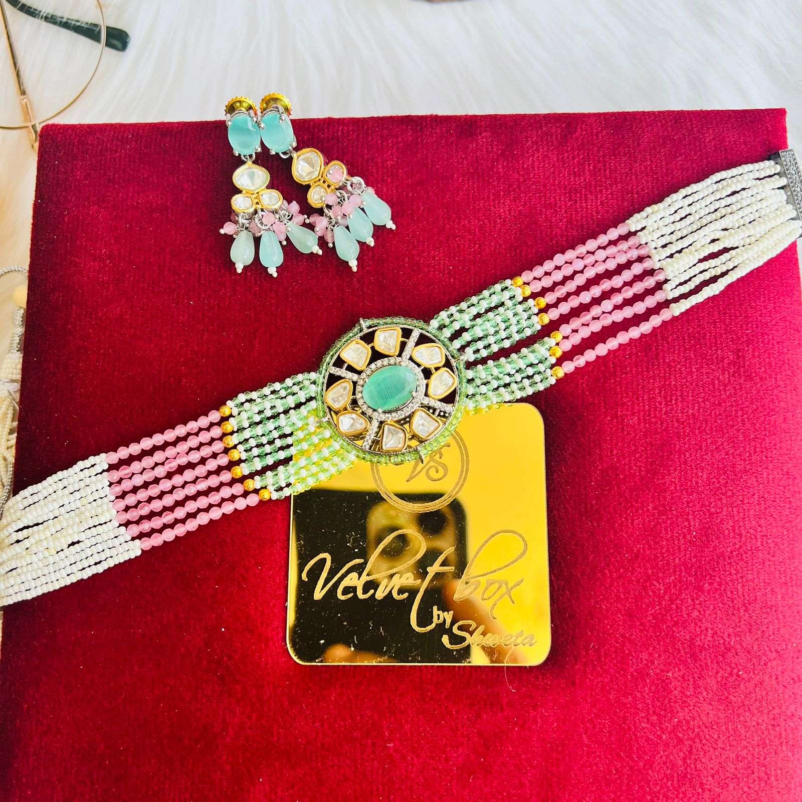 nayaab veena choker velvet box by shweta