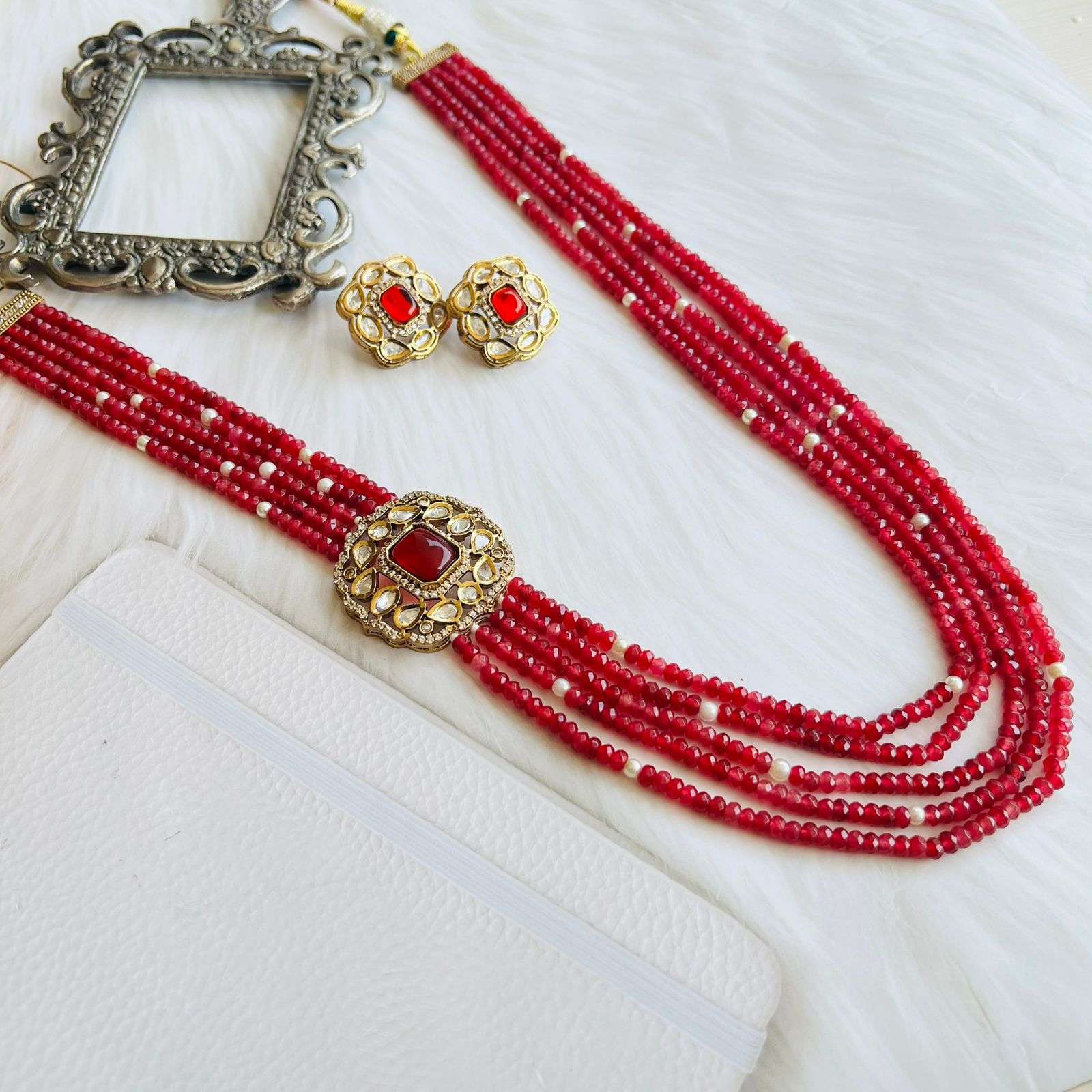 Nayaab long neckpiece - Mehroon