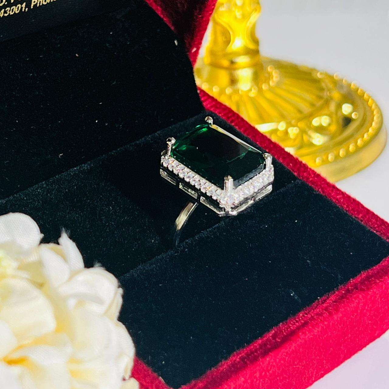 Lily ad ring velvet box by shweta