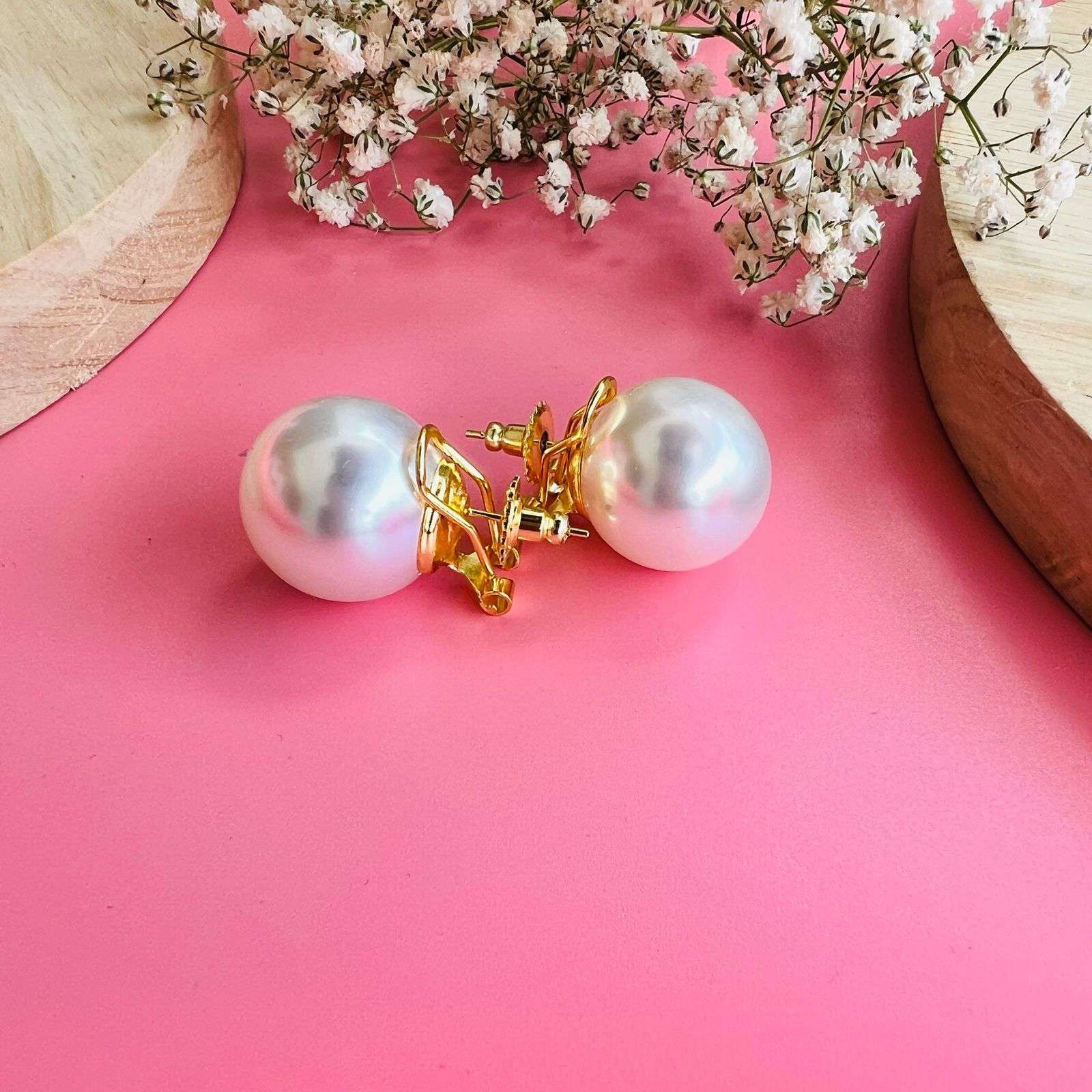 Layla Julia Pearl Studs velvet box by shweta