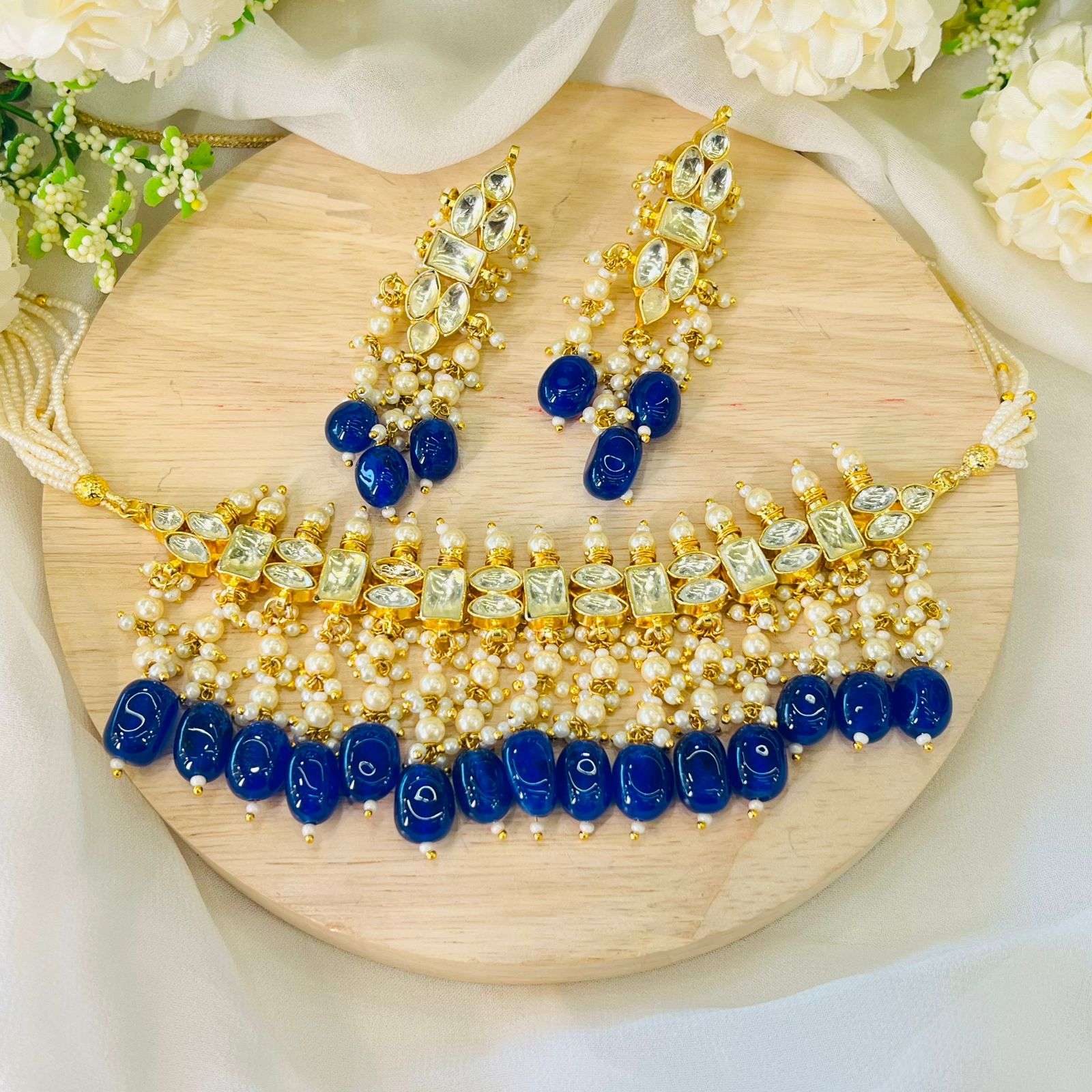 Nayaab Ayesha polki Neckpiece Velvet box by Shweta